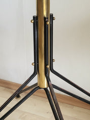 1950s_Italian_round_table