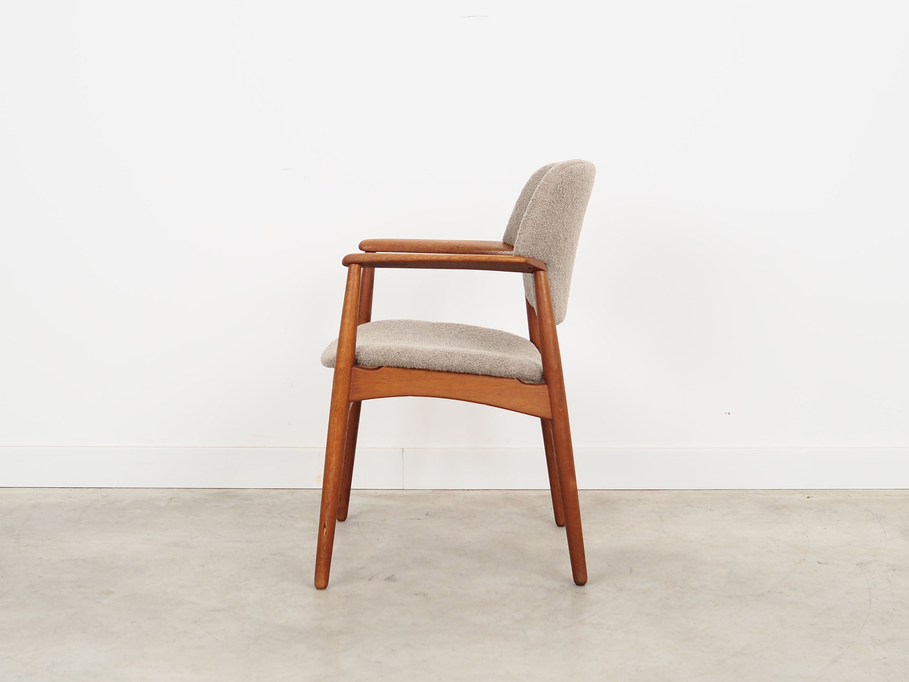 1960s_Oak_Armchair_by_Ejner_Larsen_Aksel_Bender_Madsen_for_Fritz_Hansen_Danish_Modern_Design