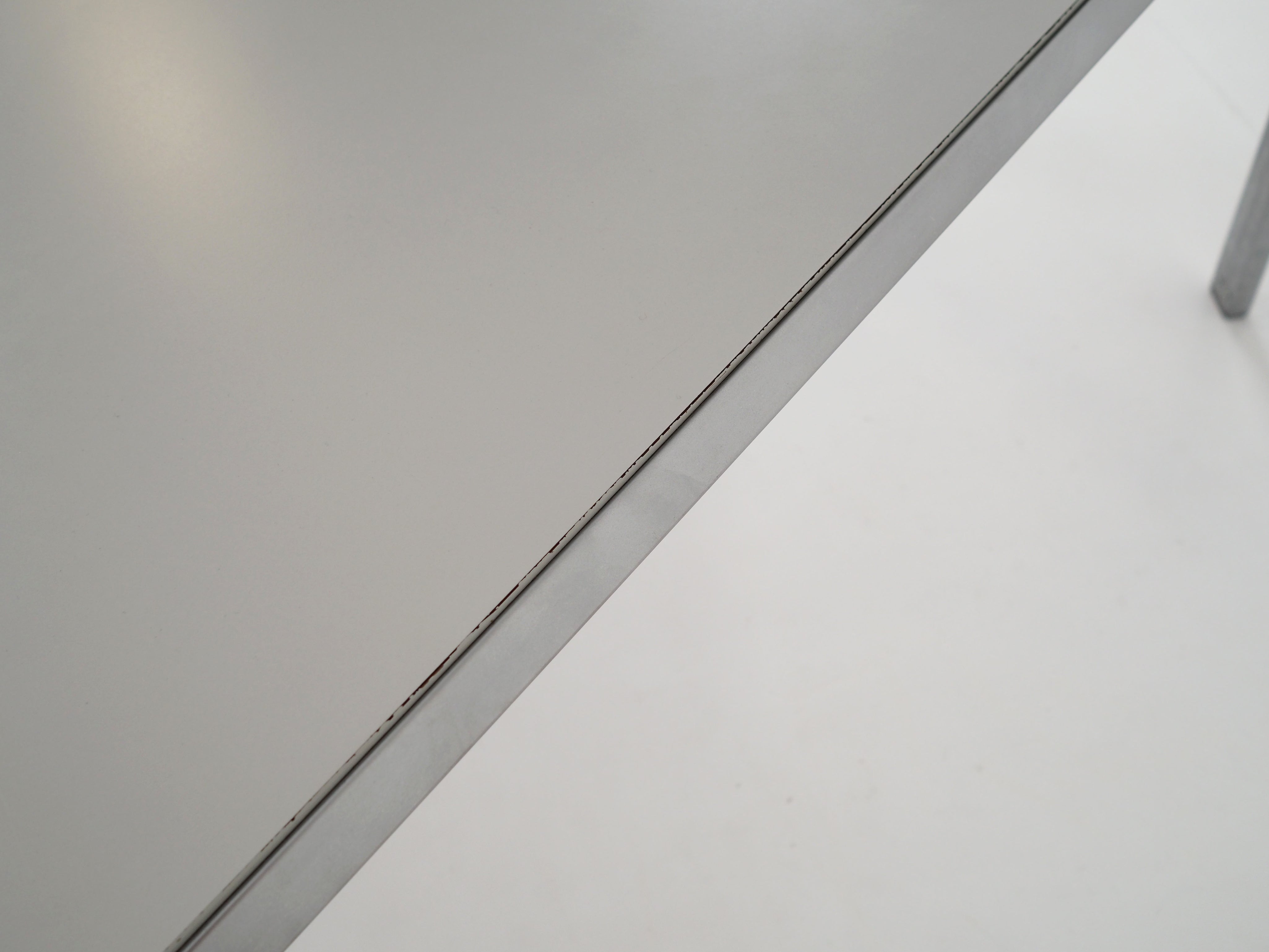 Aluminium_desk,_Scandinavian_design,_1980s,_manufacture:_Montana_Furniture