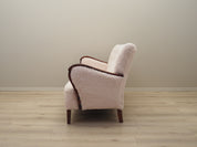 Beech_sofa,_Danish_design,_1960s,_production:_Denmark