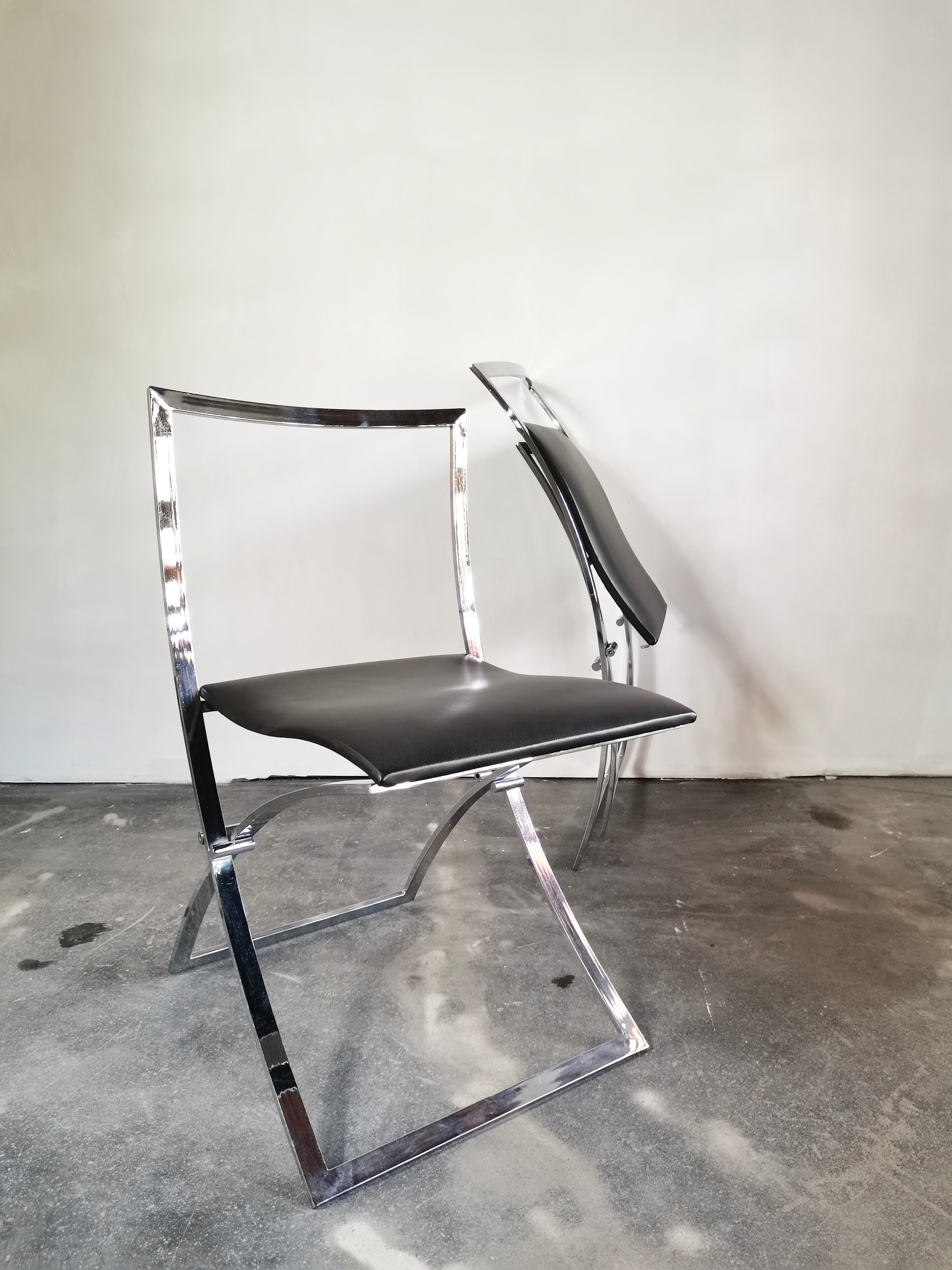 1970s_Set_of_4_folding_Dining_Chairs_Marcello_Cuneo,_Model_Luisa,