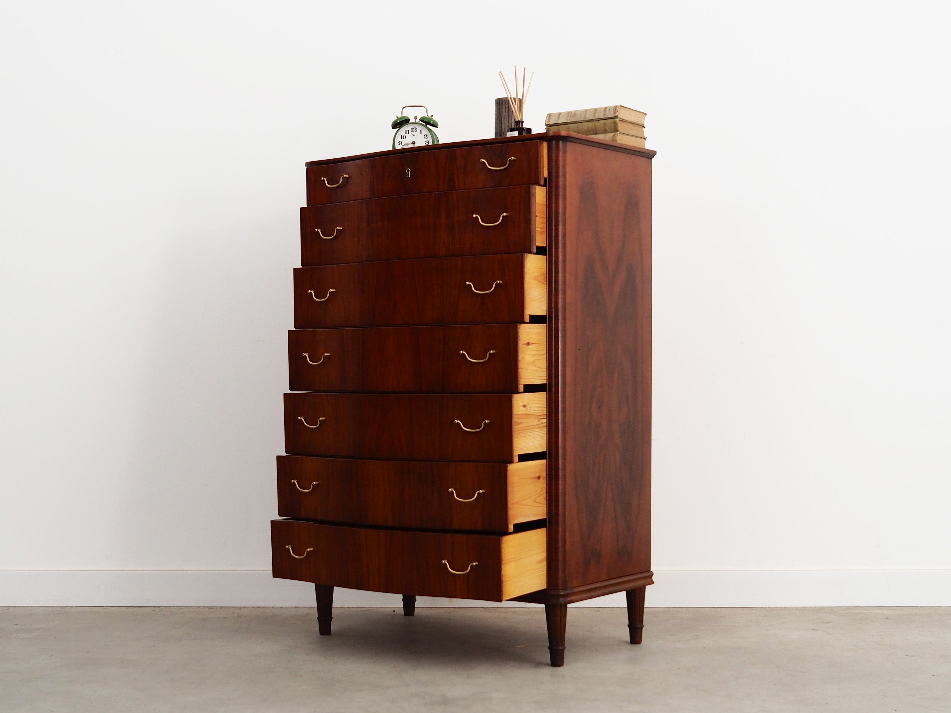 Walnut_chest_of_drawers,_Danish_design,_1960s,_production:_Denmark