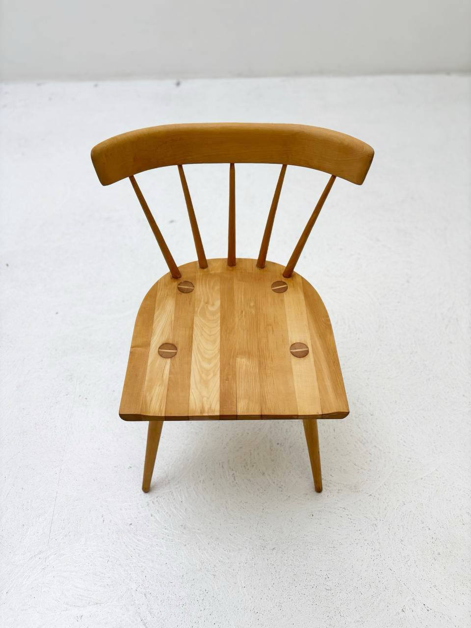 Set_of_4_Mid-Century_rung_chair_by_Paul_McCobb_Planner_Group_1920s