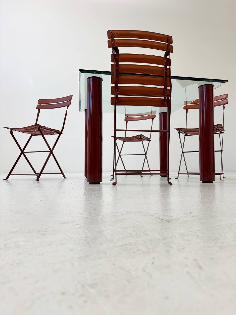 Set_of_Zanotta_Soffboard_Table_and_4_Celestina_Folding_Chairs