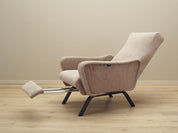 Adjustable_armchair_Italian_design_1970s_production_Italy