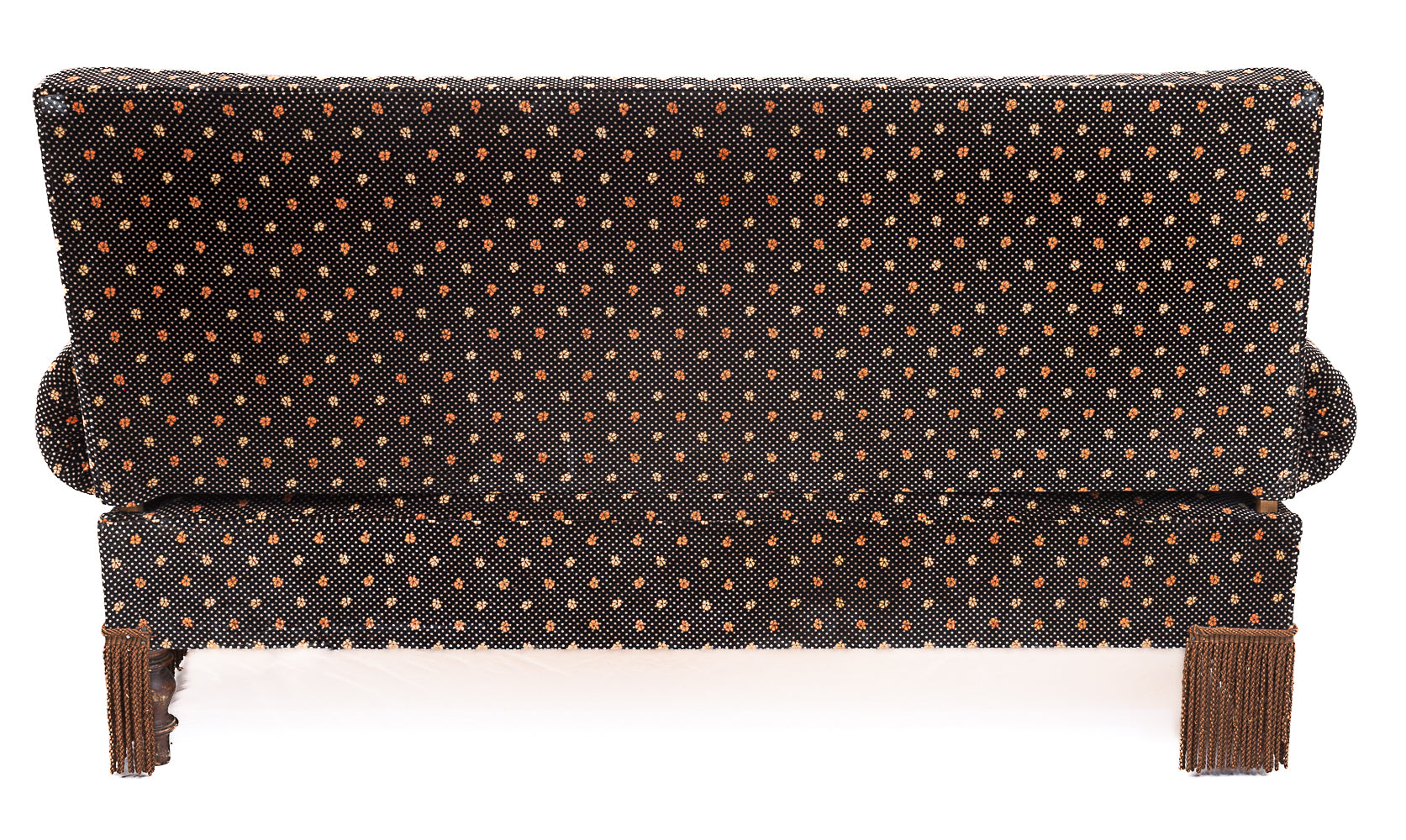 Alsatian_sofa_in_moir_silk_velvet