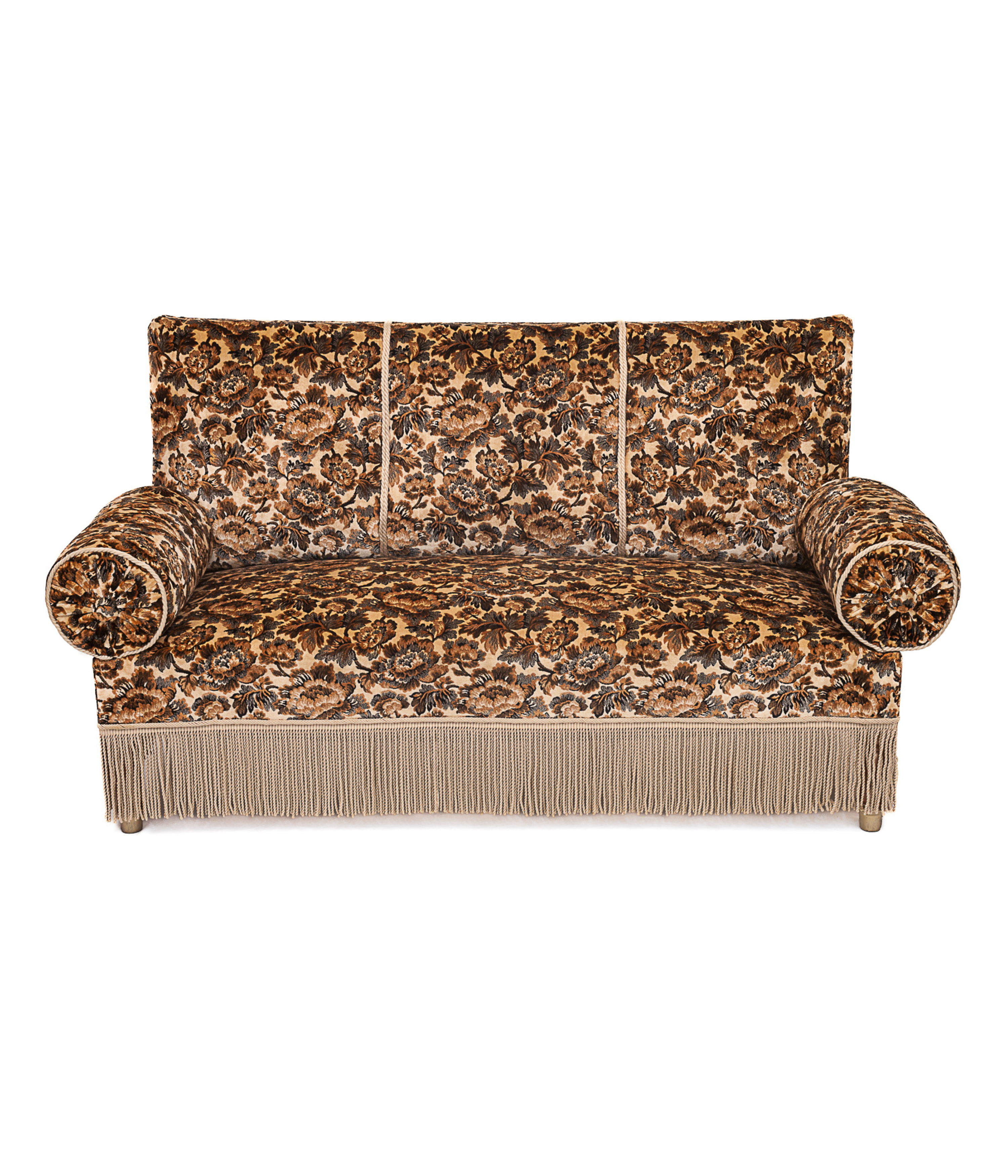 Alsatian_sofa_in_silk_velvet