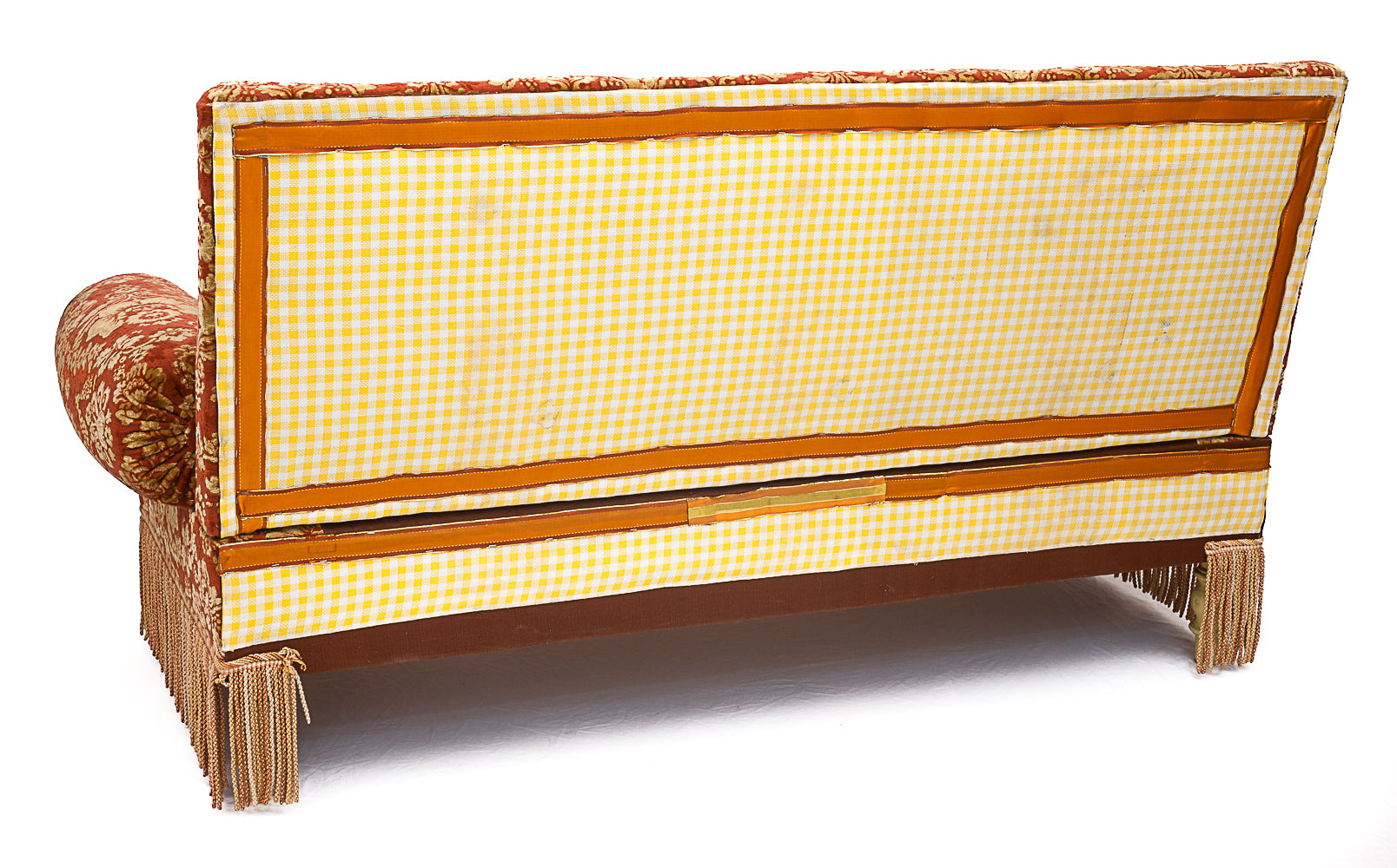 Alsatian_velvet_sofa