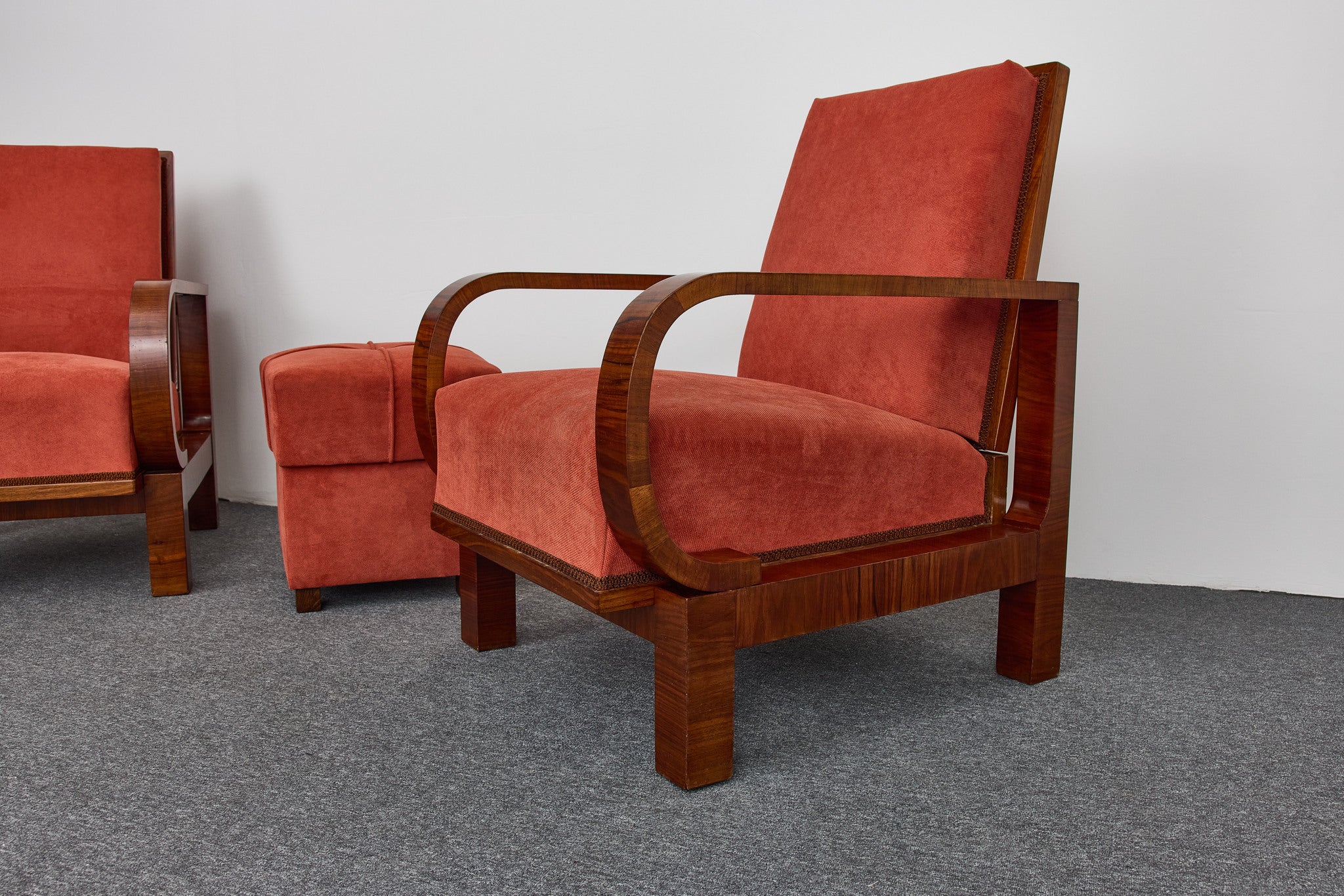 Art_Deco_Black_Walnut_and_Veneered_Armchairs_Ottoman_1930s
