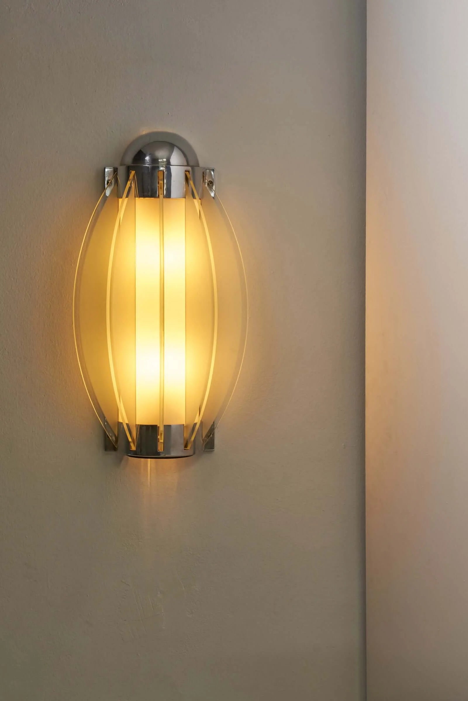 Art_Deco_Wall_Sconce_1930s_Leon_Stynen