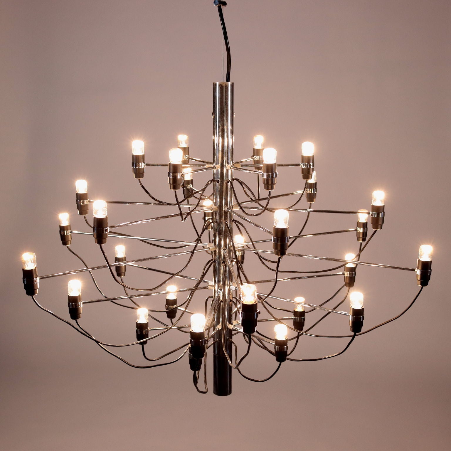 Arteluce_2097_30_Lamp_Vintage_Design_Gino_Sarfatti_Aluminium_Metal_1960s