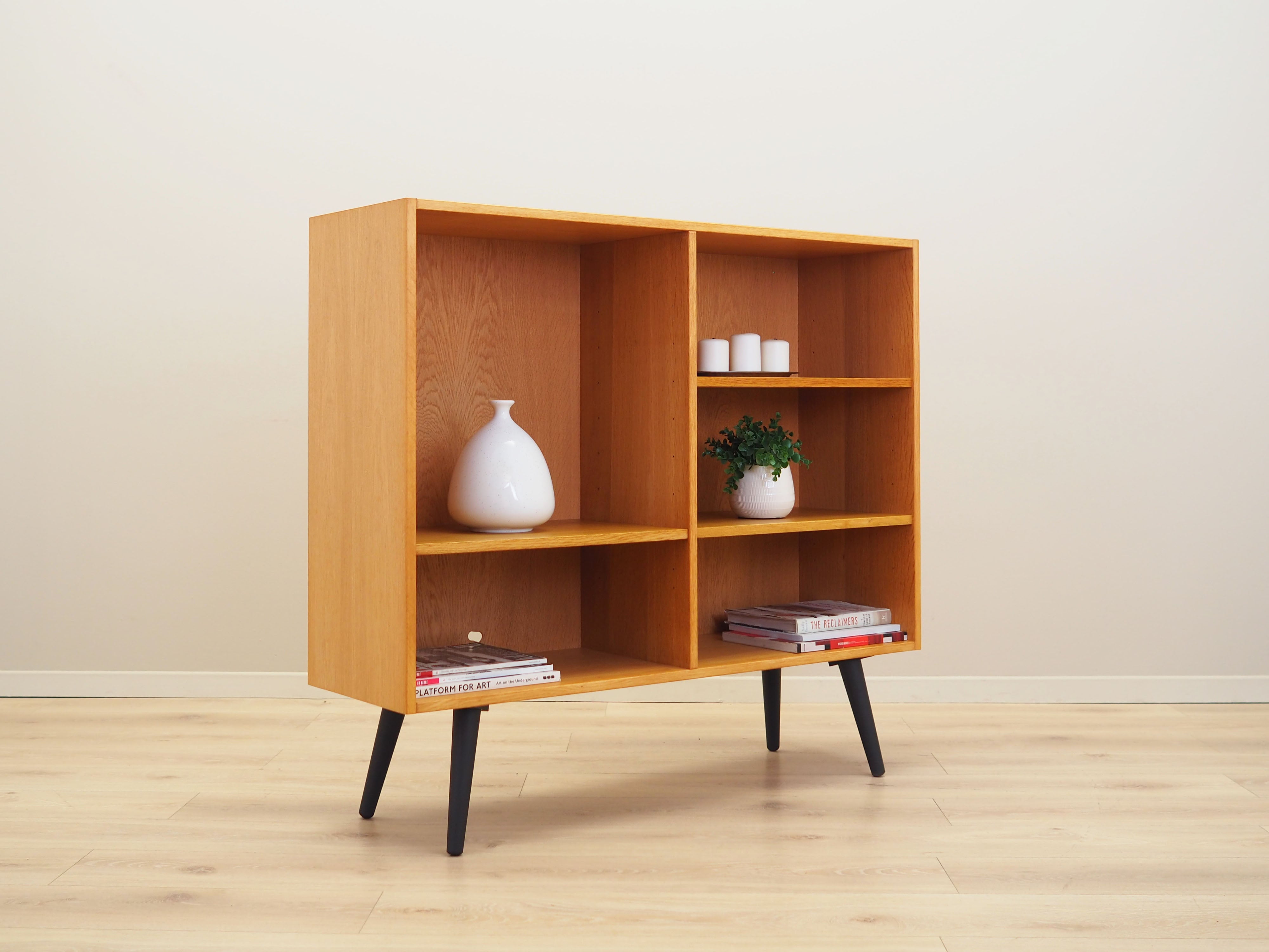 Ash_bookcase_Danish_design_from_1970s_production_Denmark