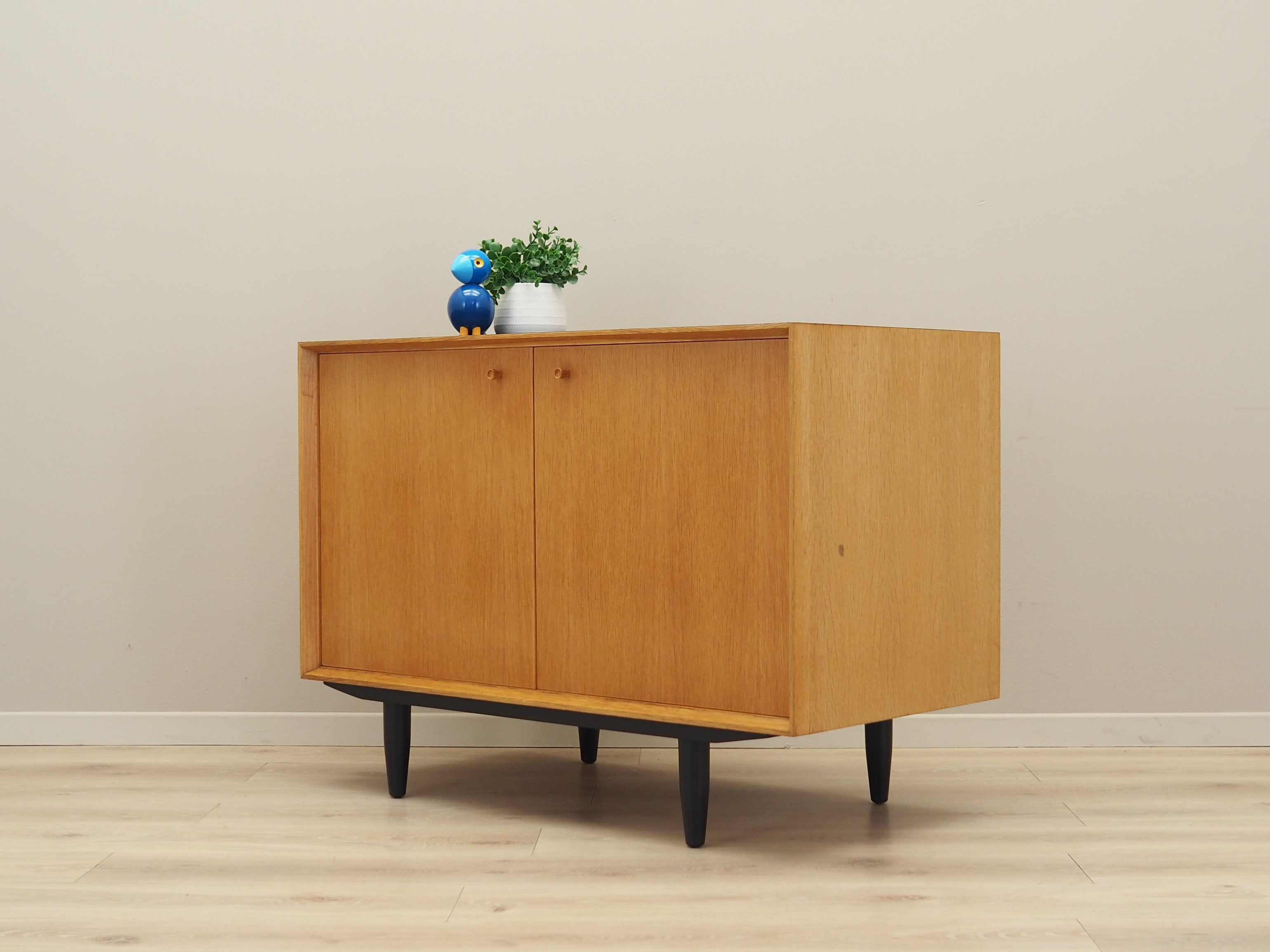 Ash_cabinet_Swedish_design_1970s_production_Sweden