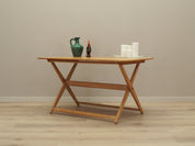 Ash_coffee_table_Danish_design_1970s_production_Denmark