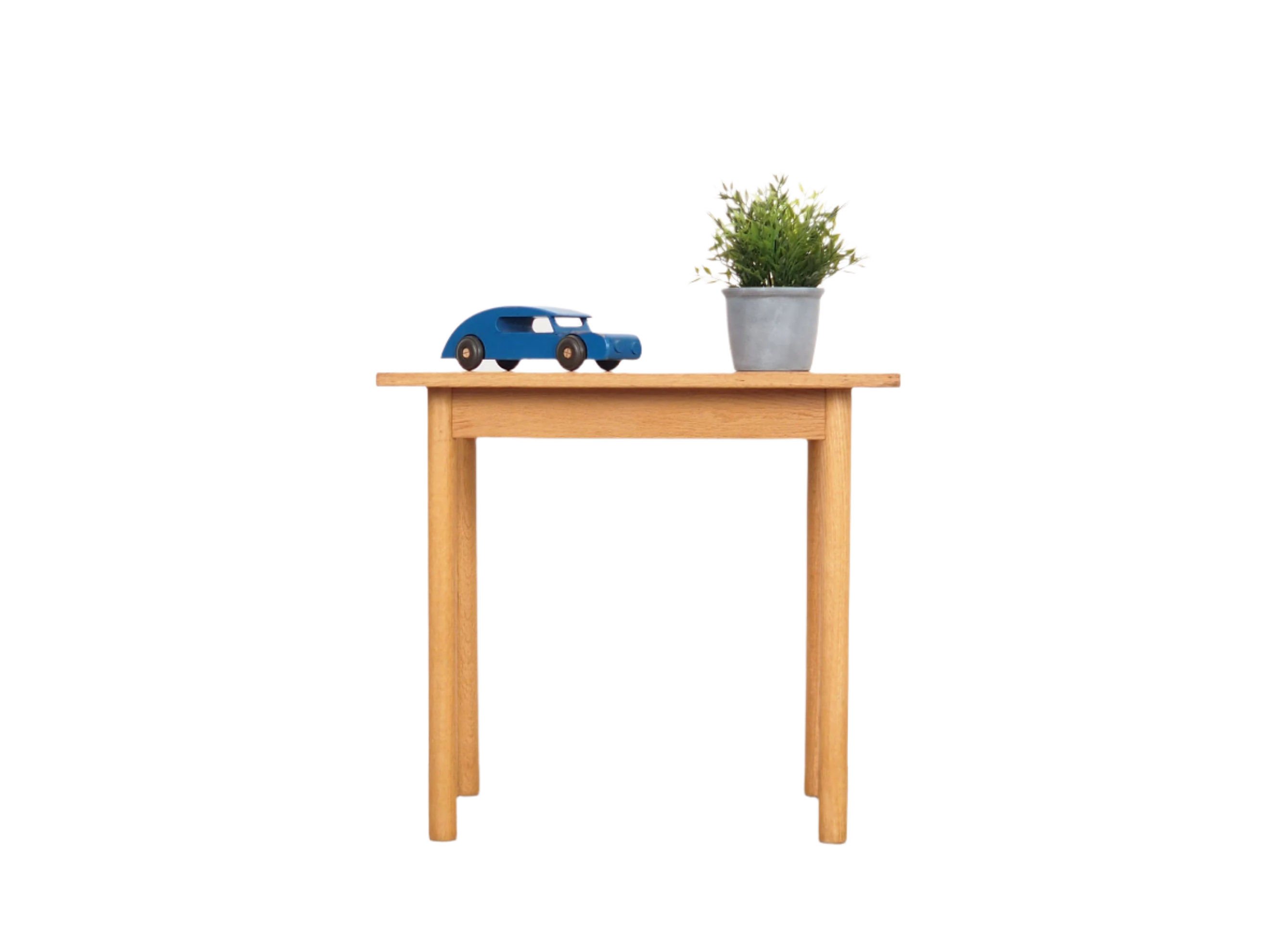 Ash_coffee_table_in_Danish_design_1970s