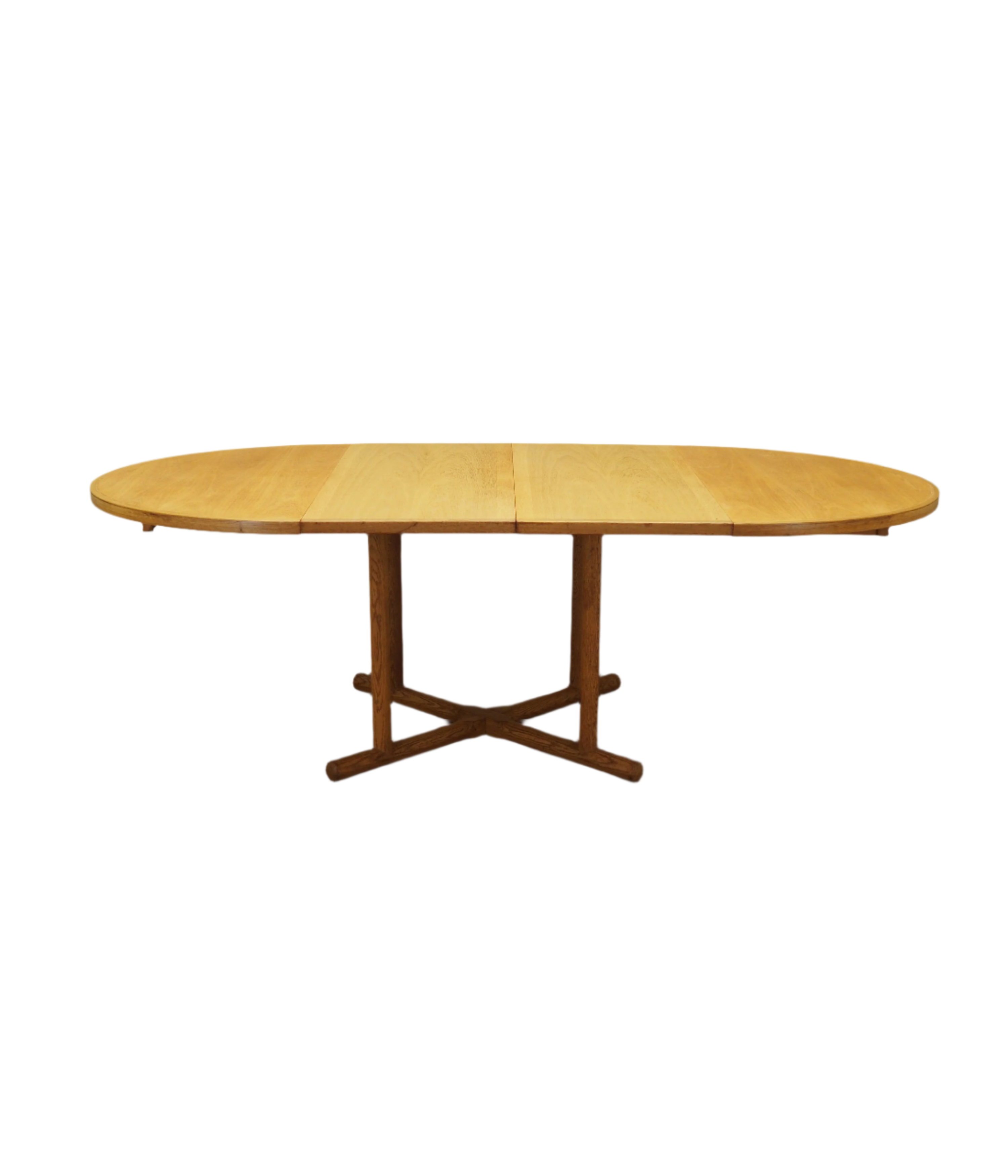Ash_round_table_Danish_design_1960s_production_Denmark