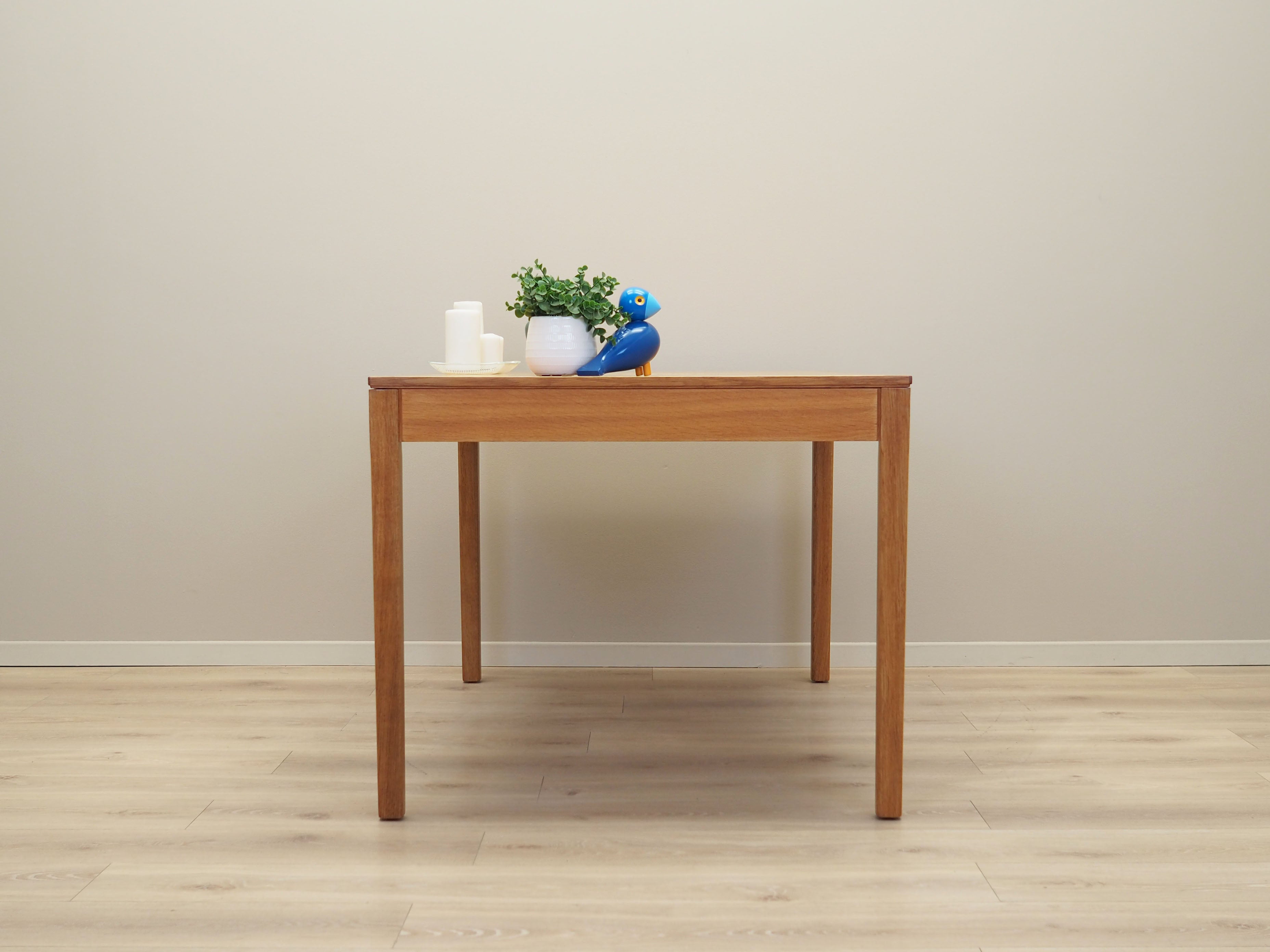 Ash_table_Danish_design_1970s_production_Denmark