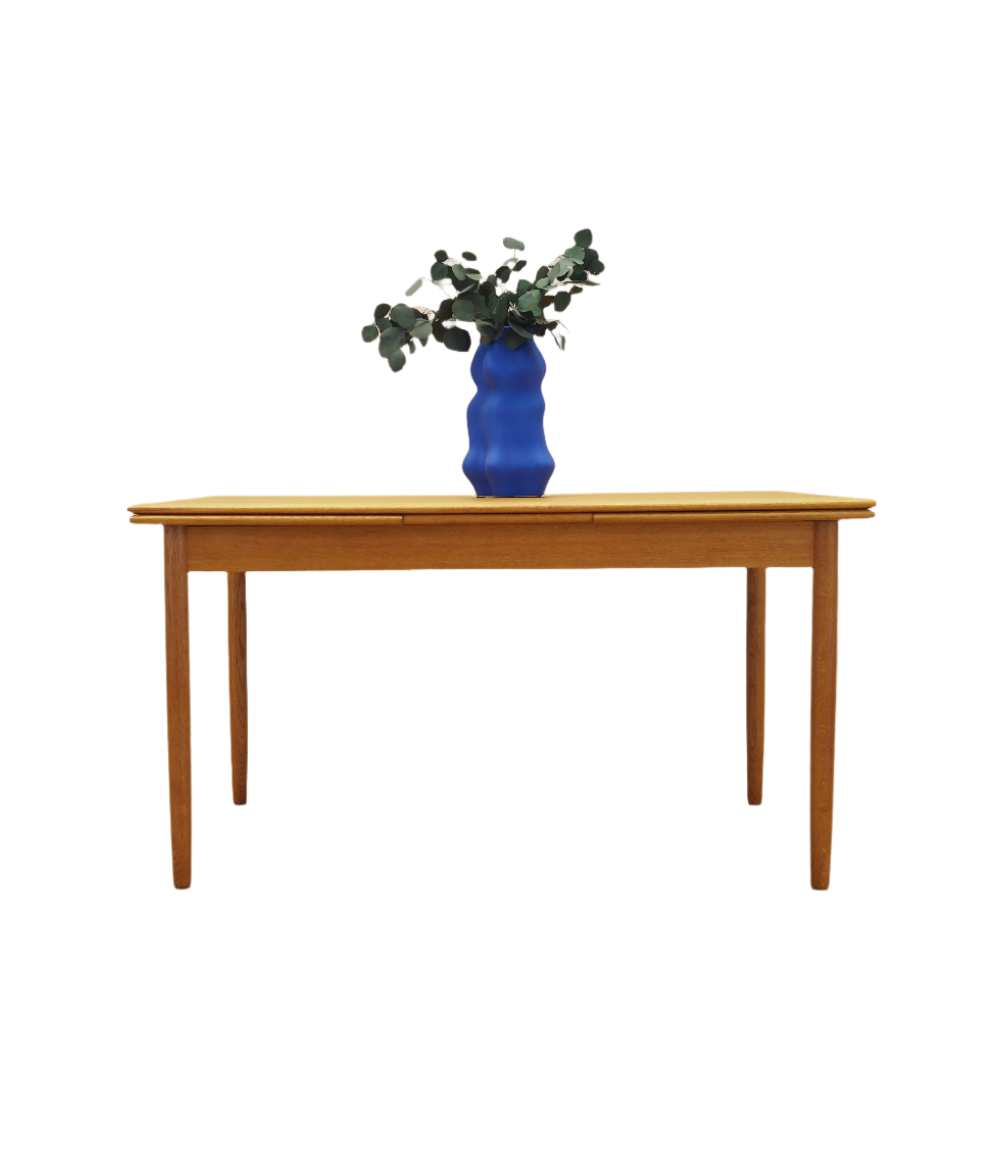 Ash_table_in_Danish_design_from_1970s_production_Denmark