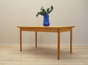 Ash_table_in_Danish_design_from_1970s_production_Denmark