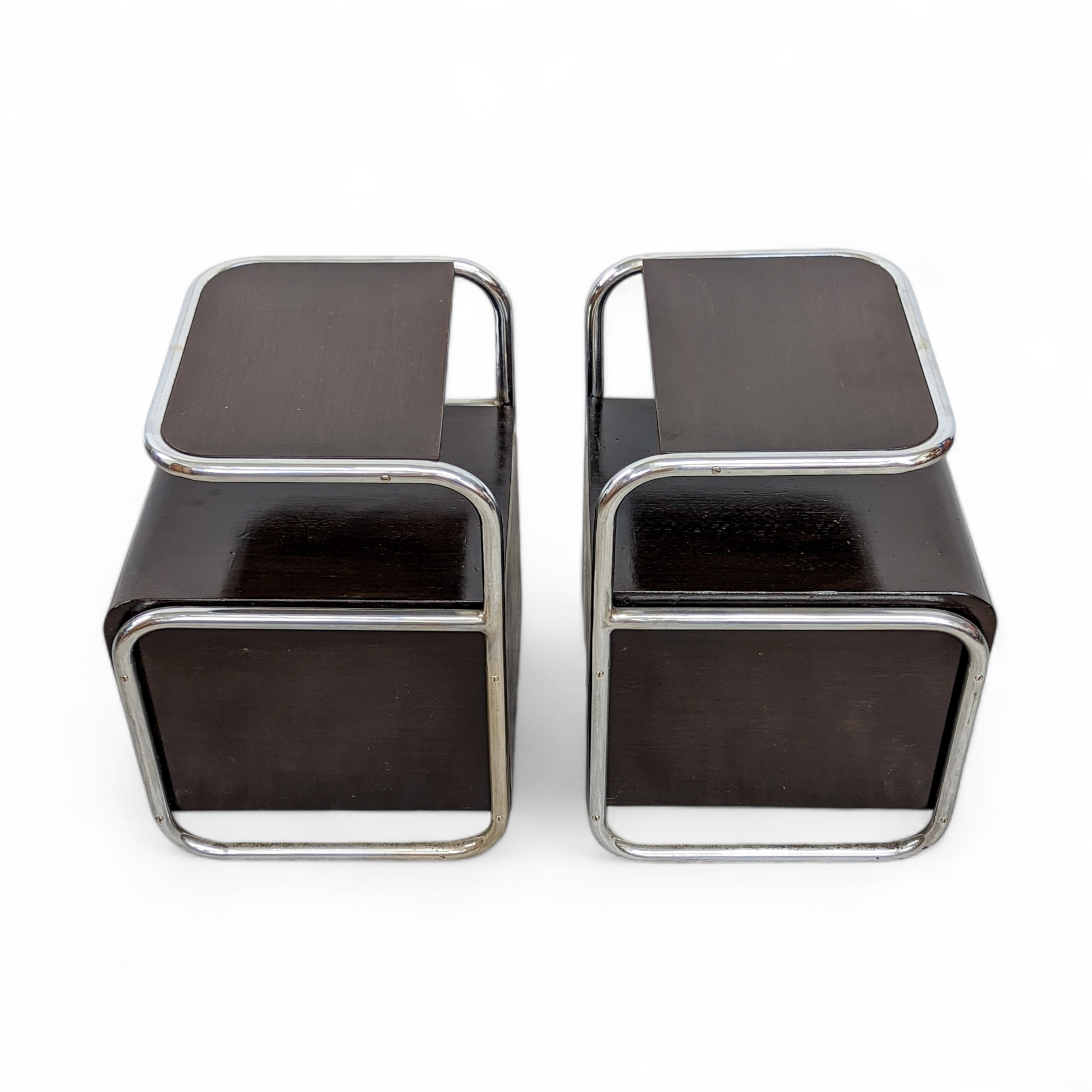 Bauhaus_tubular_steel_night_stands_Hynek_Gottwald_1930s