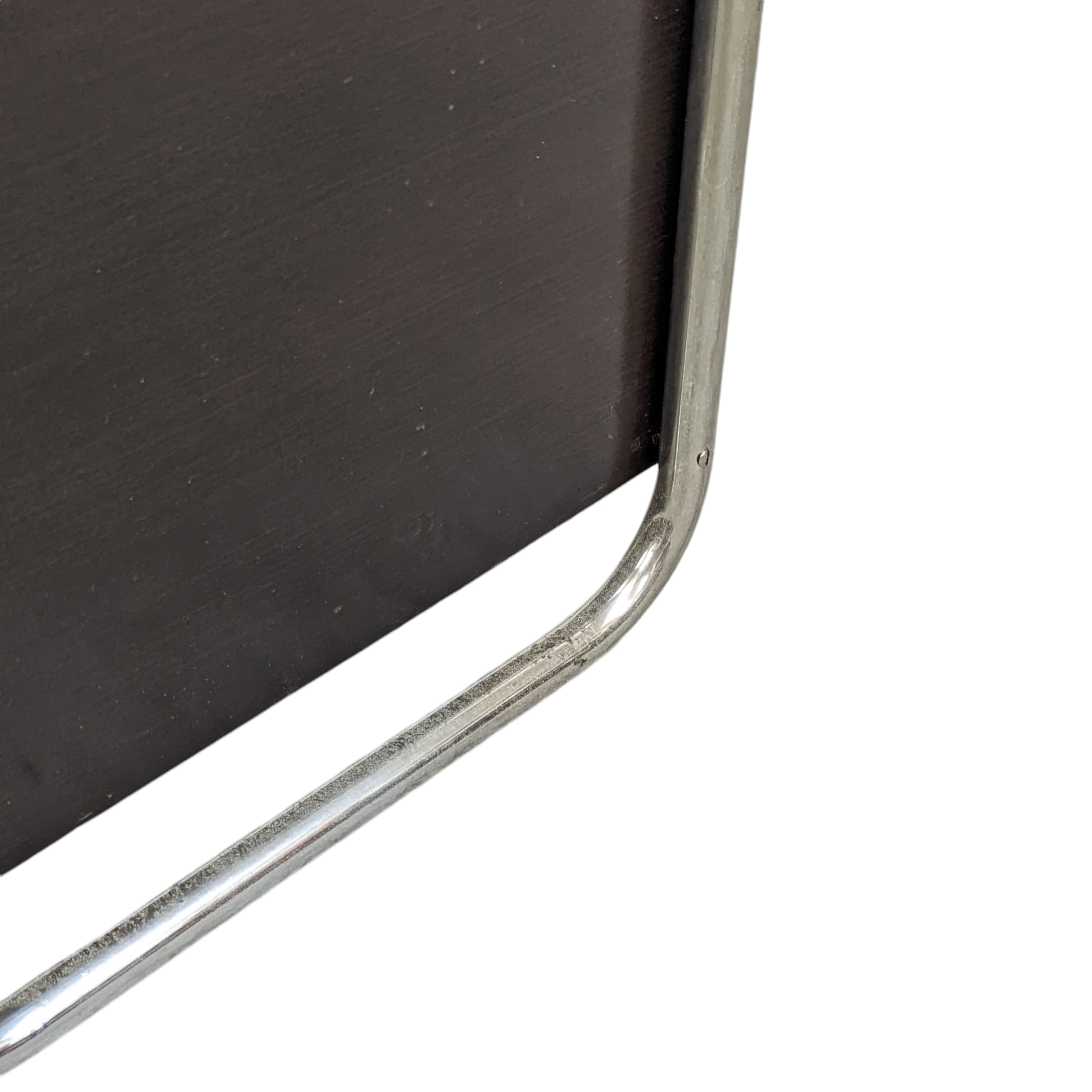 Bauhaus_tubular_steel_night_stands_Hynek_Gottwald_1930s