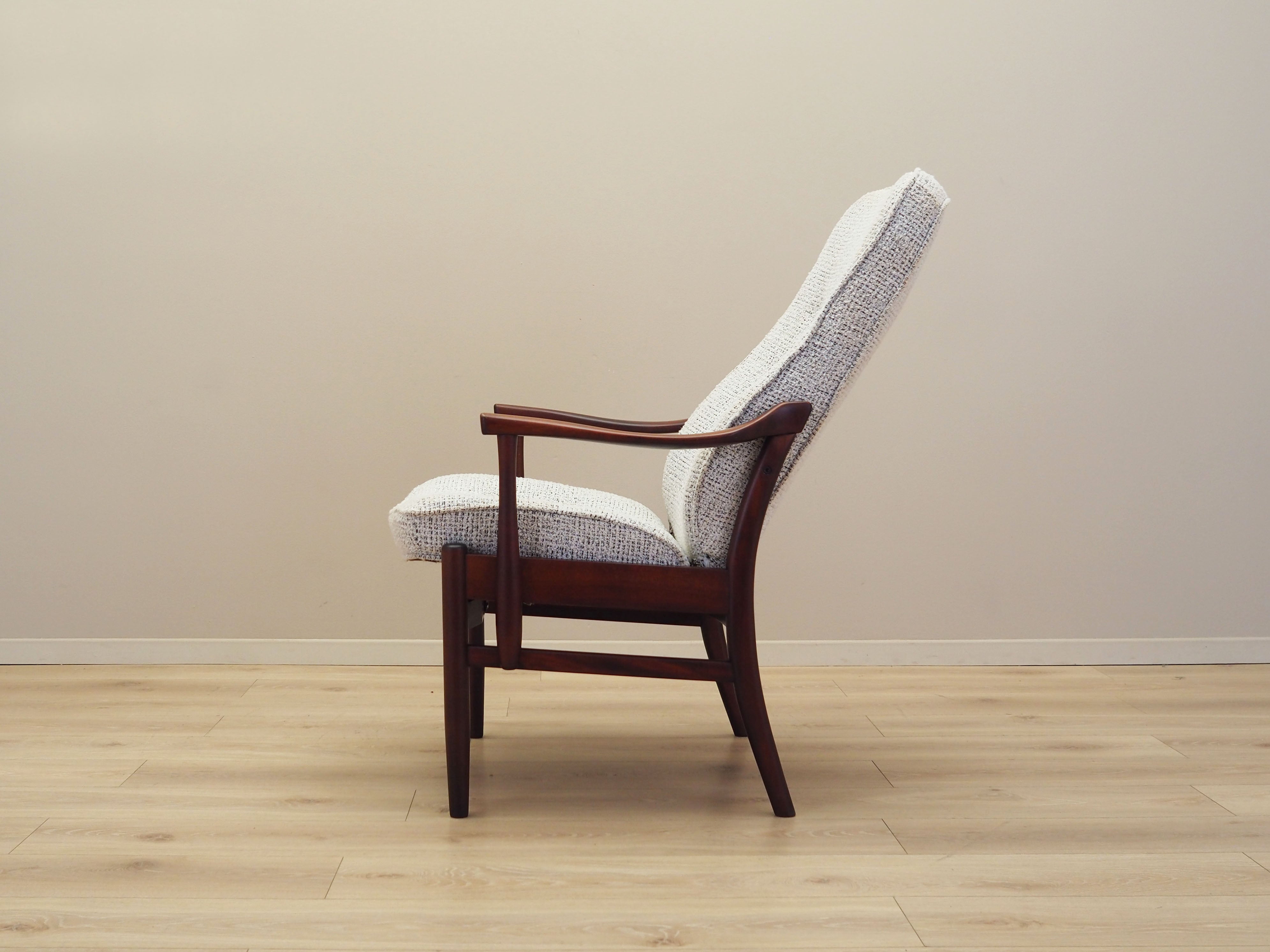 Beech_armchair_Danish_design_1970s_manufacture_Farstrup_M_bler