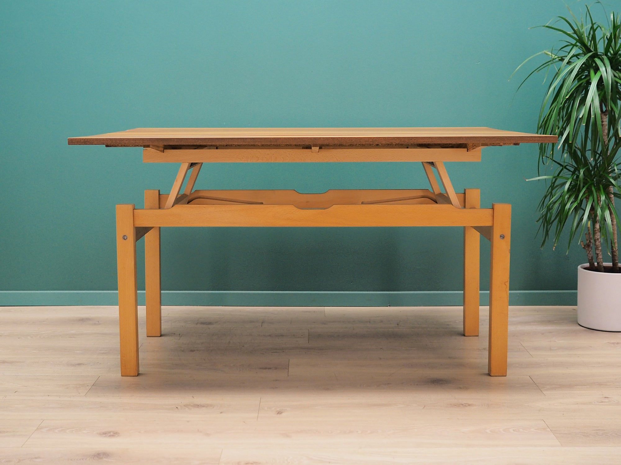 Beech_table_Danish_design_1980s_manufacturer_OFM