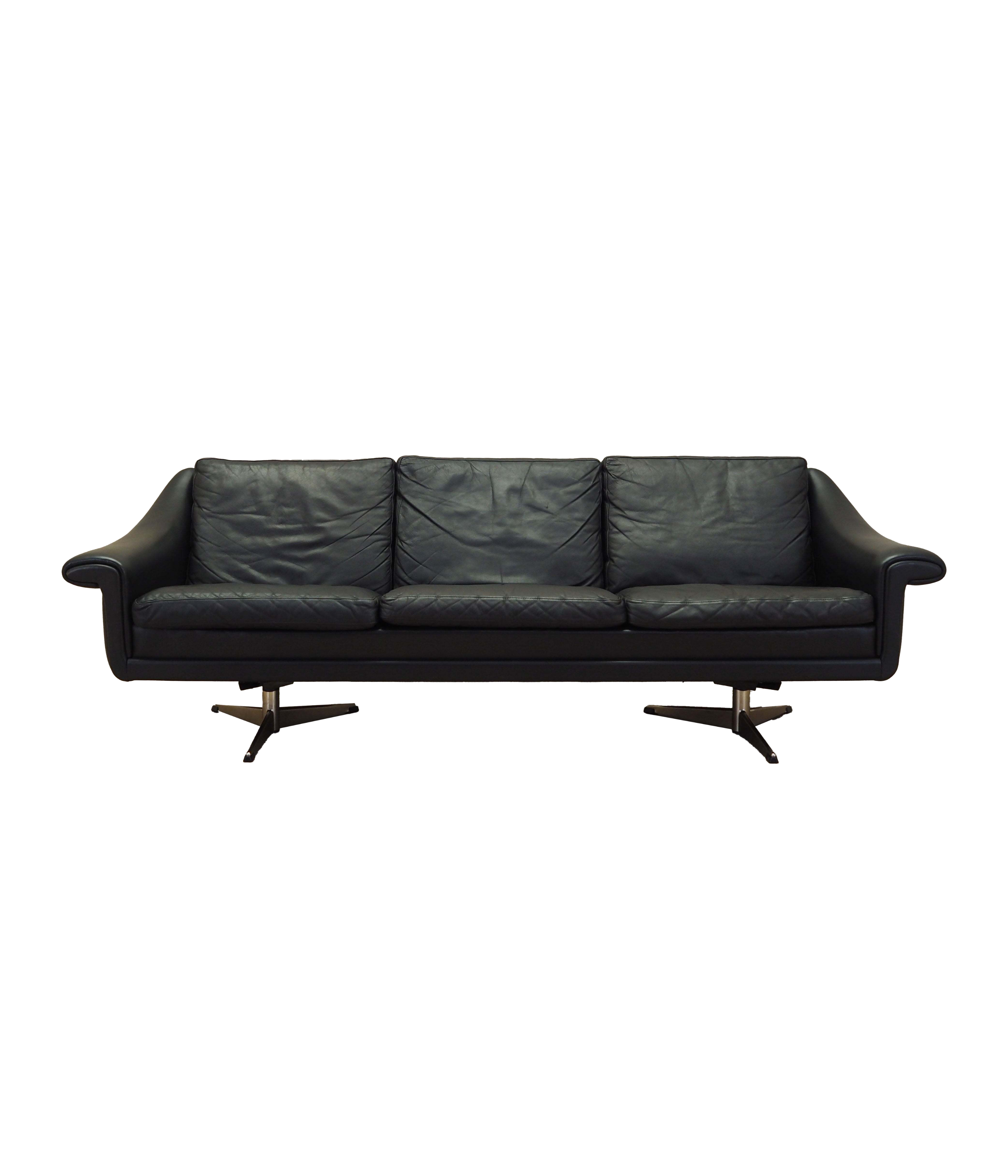 Black_leather_sofa_Danish_design_1960s_manufacturer_Eran_M_bler_designer_Aage_Christiansen