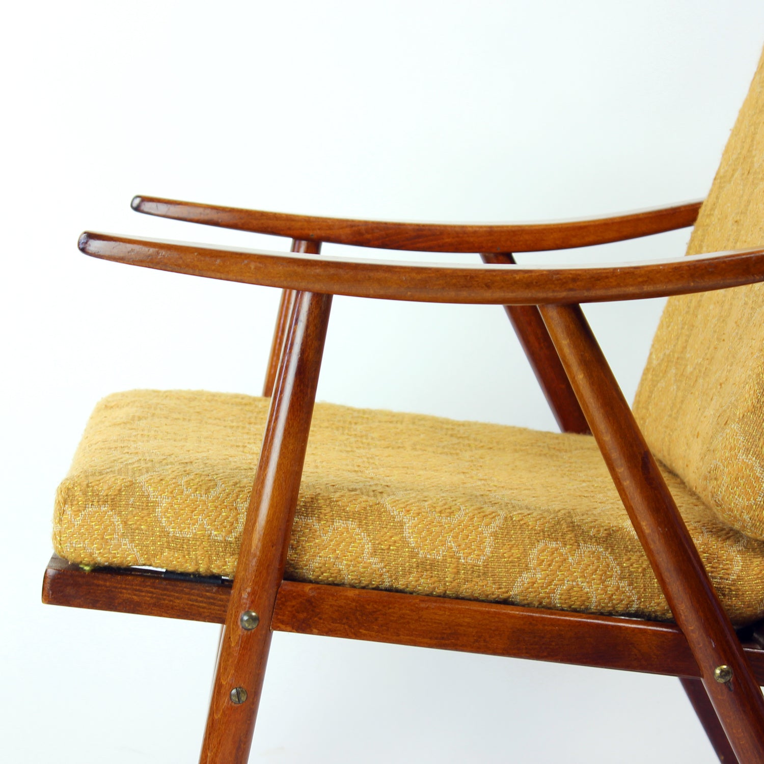 Boomerang_Armchair_By_Ton_Czechoslovakia_1960s