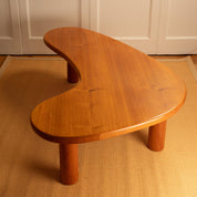 Boomerang_coffee_table