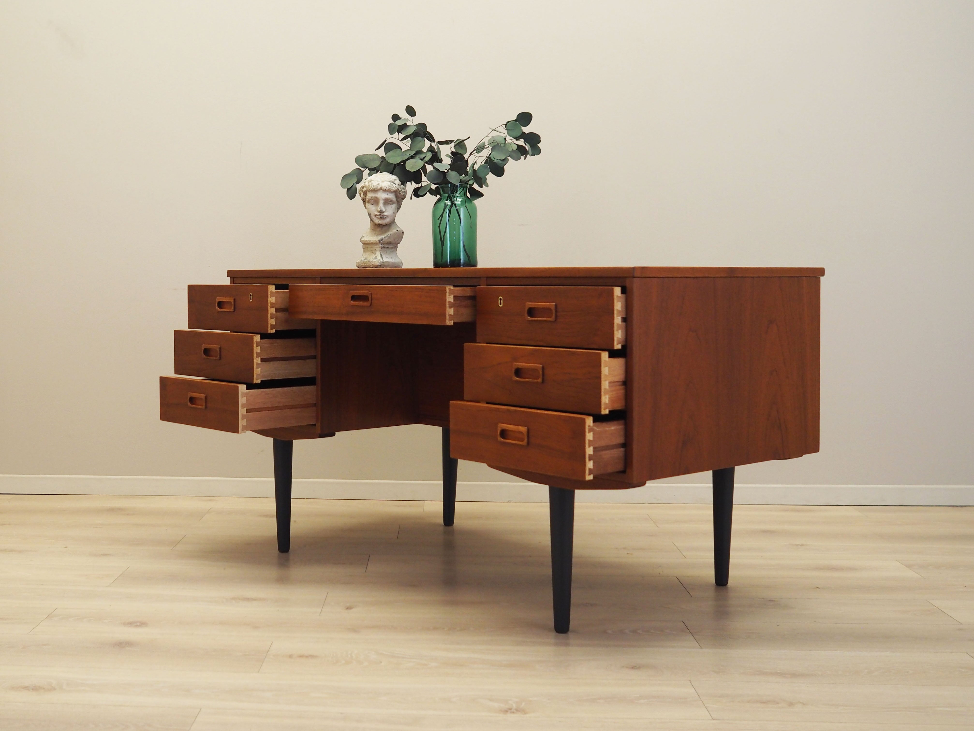 Brown_Teak_desk_Danish_design_from_1970s_production_Denmark