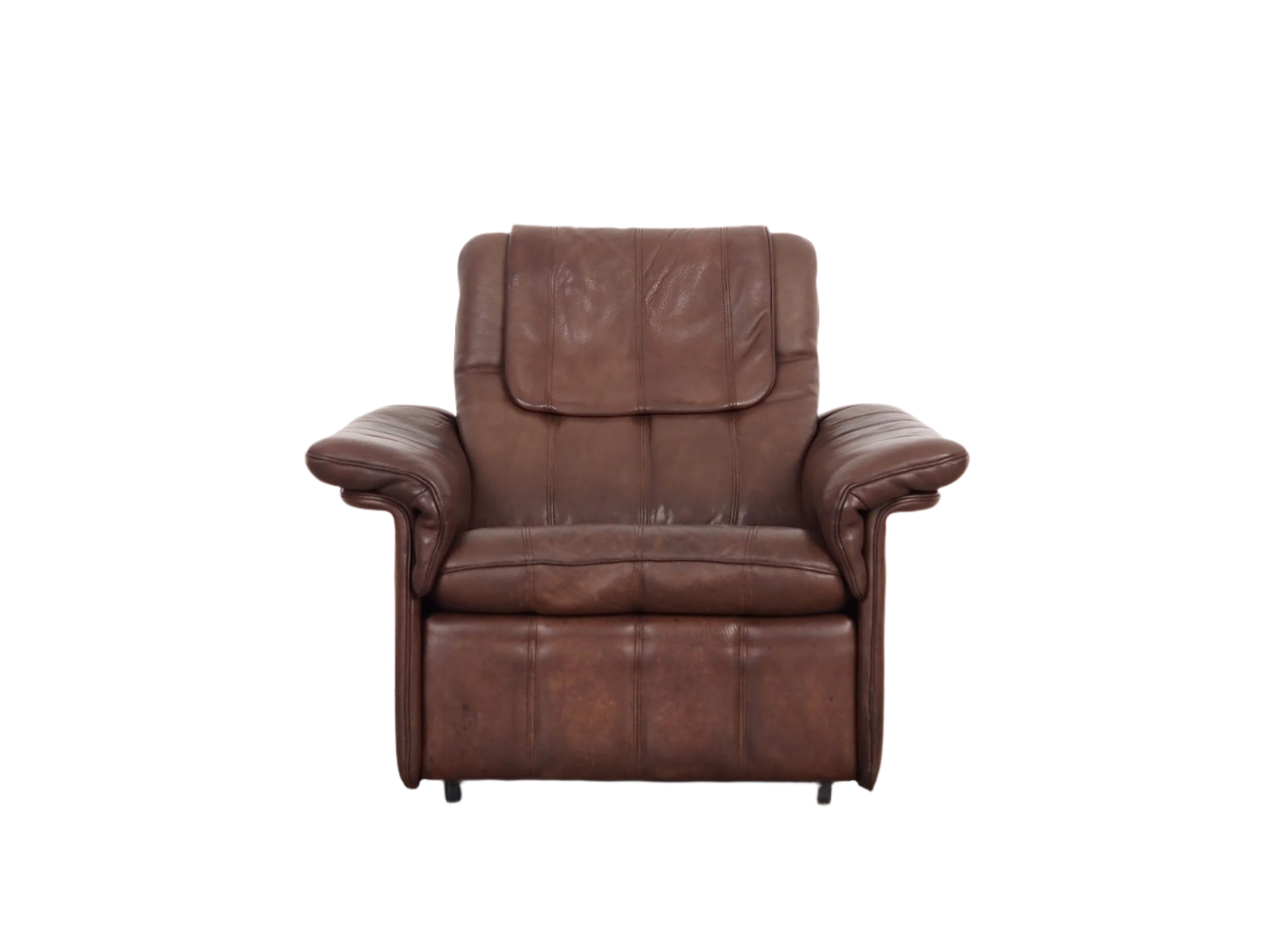 Brown_leather_armchair_Swiss_design_1970s_manufacture_De_Sede