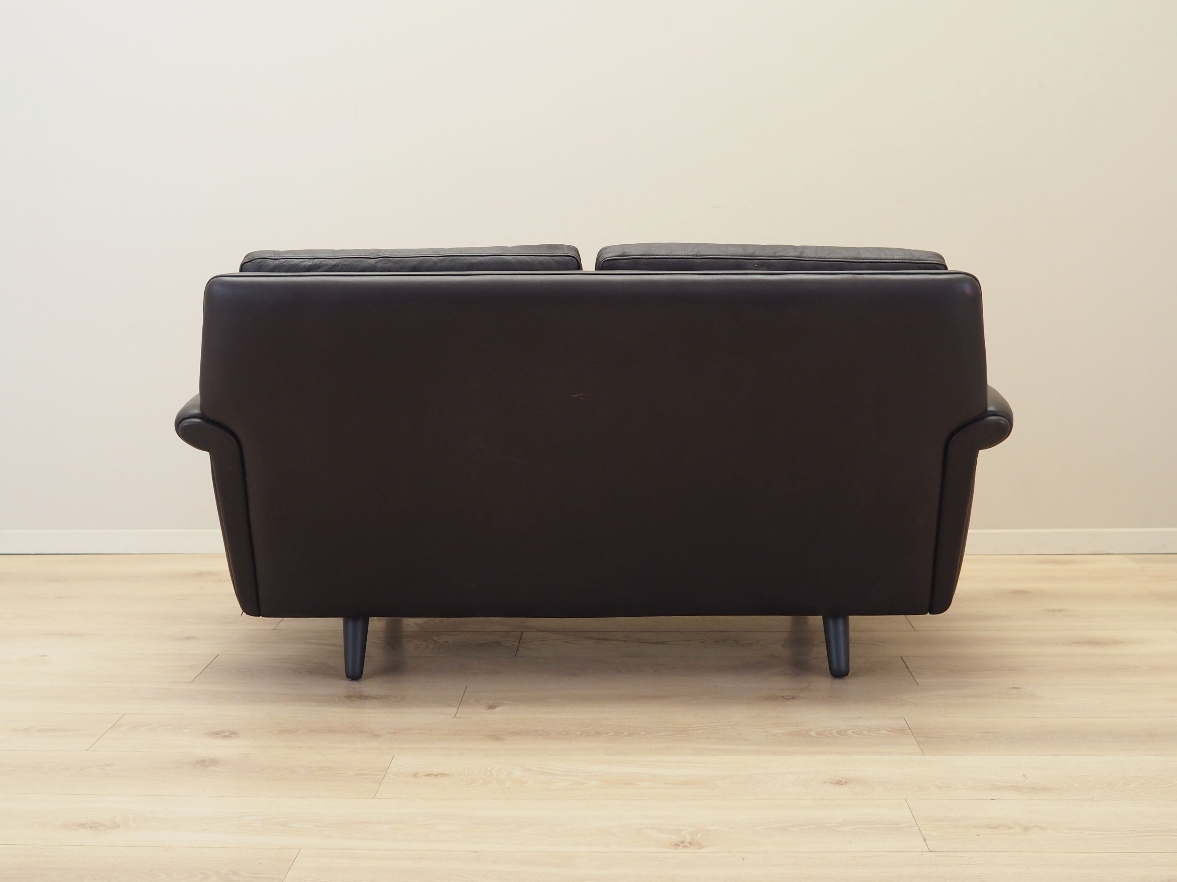Brown_leather_sofa_Danish_design_1960s_designer_Aage_Christiansen_manufacture_Erhardsen_Andersen