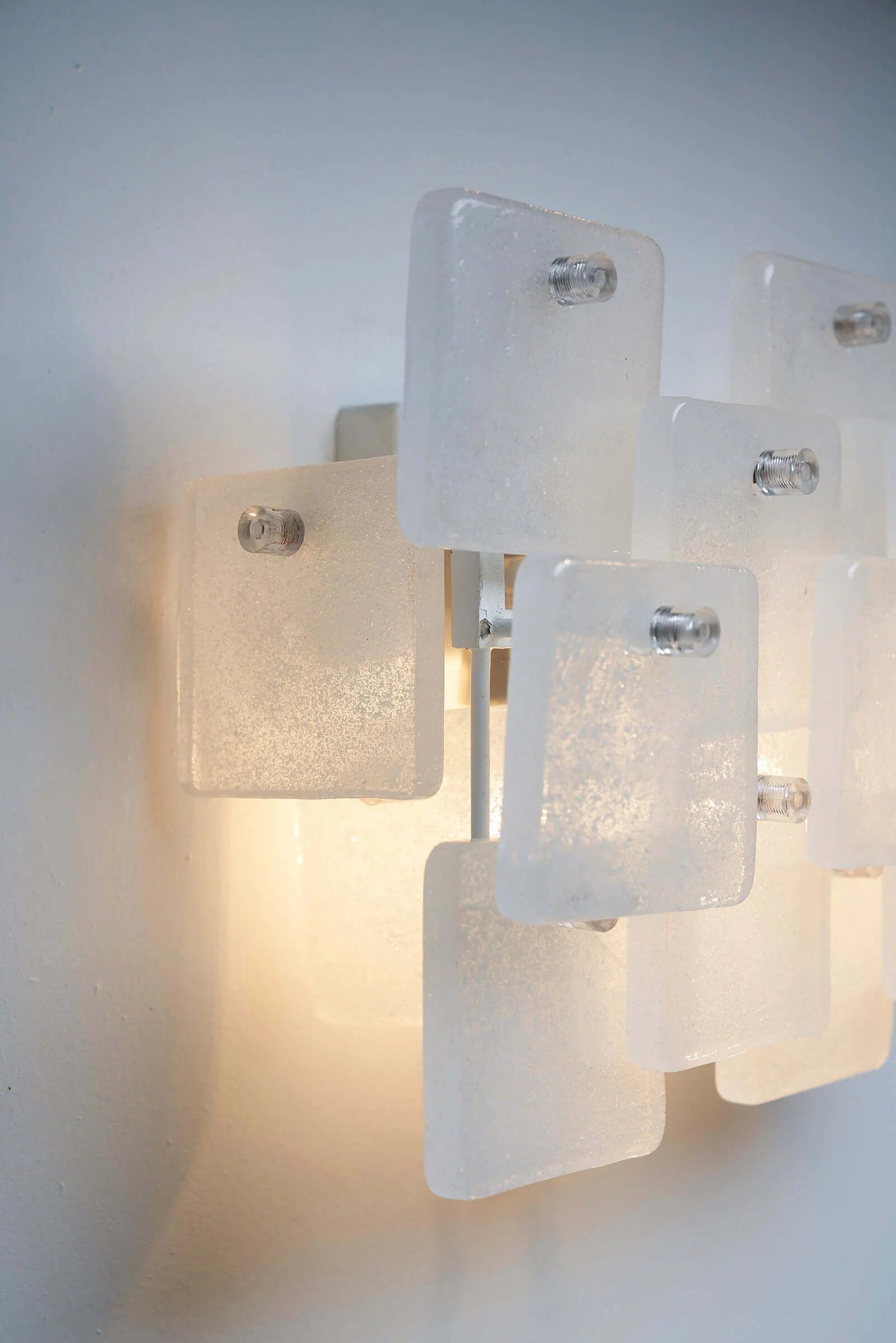 Bubble_Glass_Wall_Sconce_Kalmar