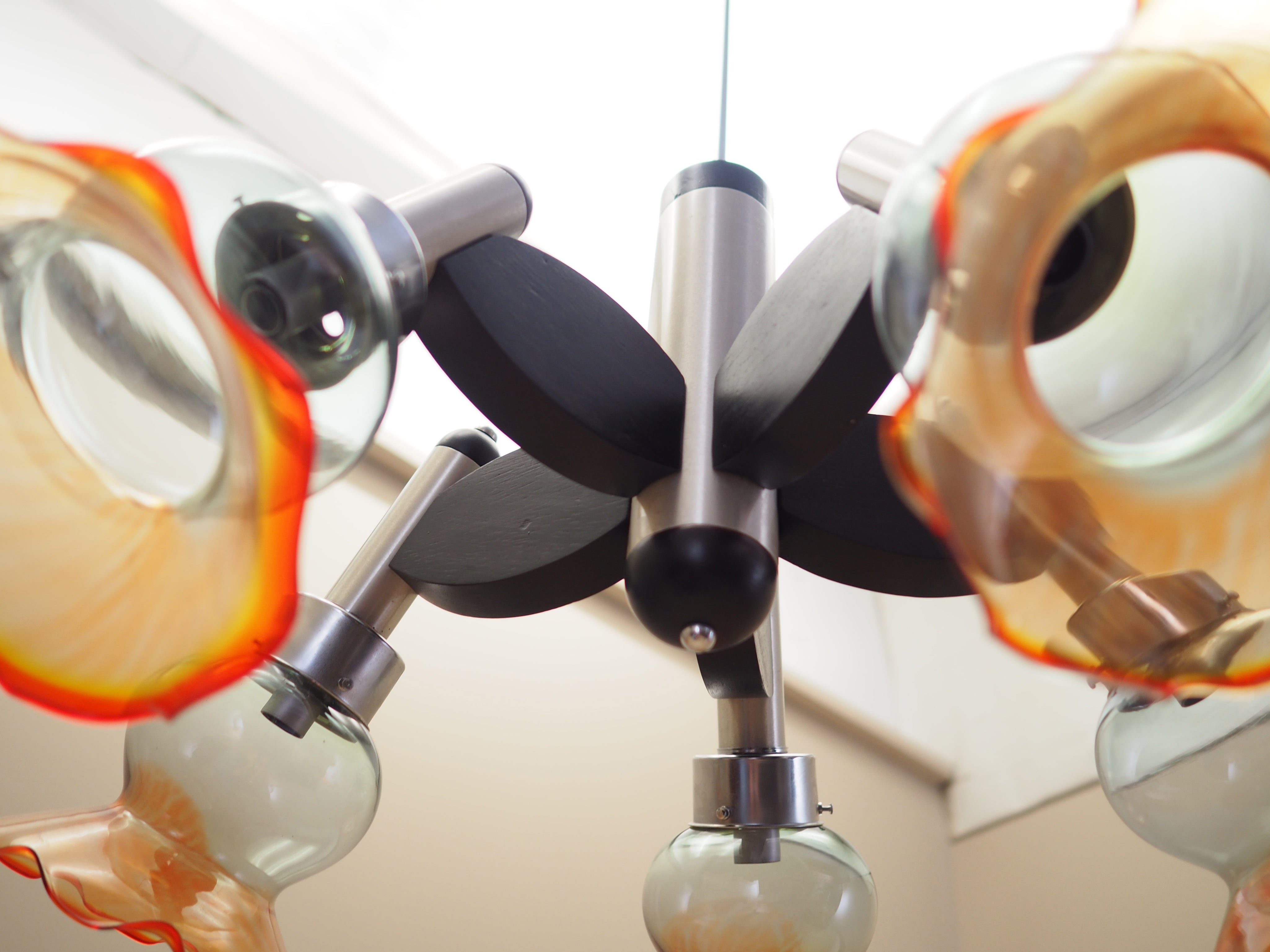 Chandelier_Italian_design_1970s_production_Italy