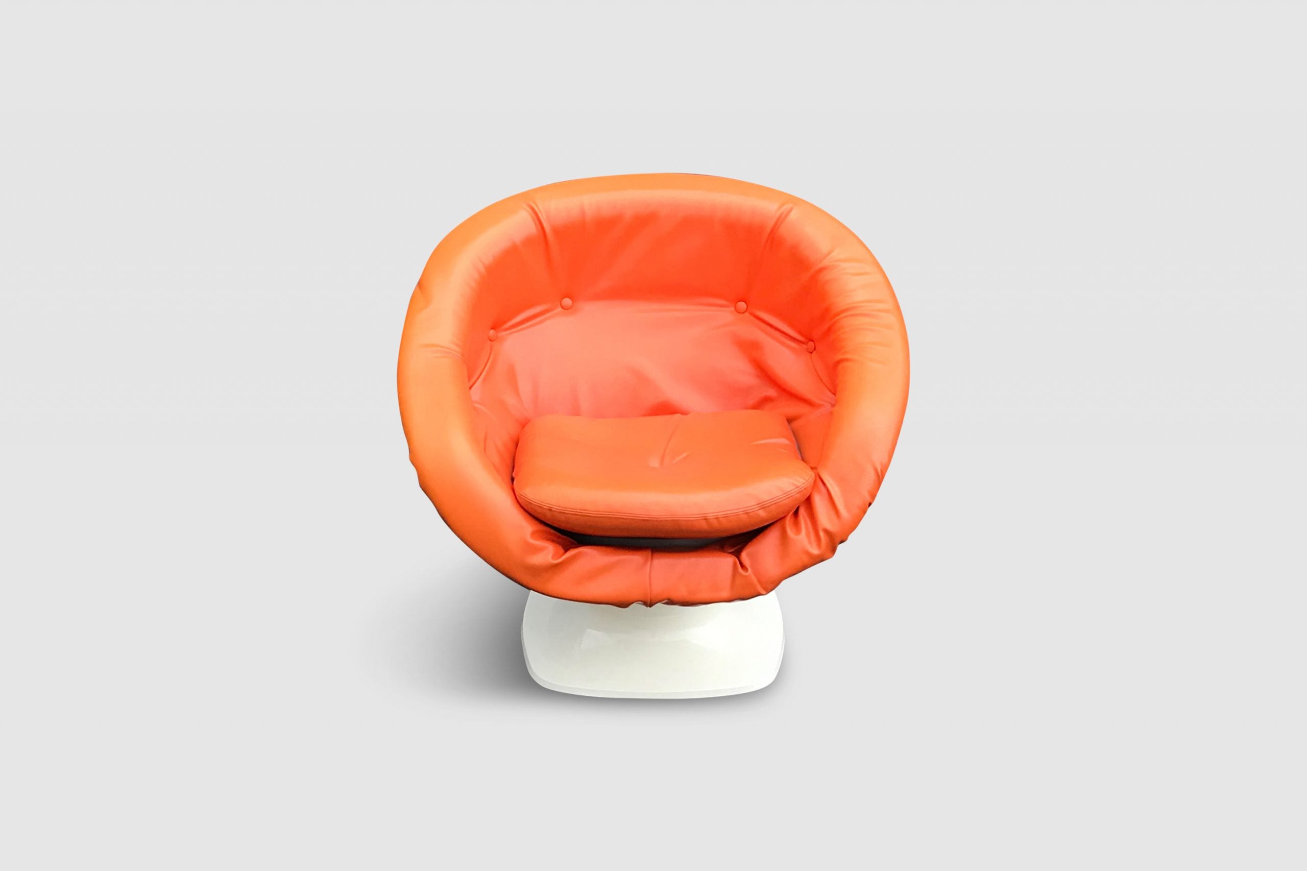 Club_space_age_chair_by_Raphael_Raffel_France_1960s