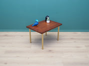 Coffee_table_Danish_design_1970s_production_Denmark