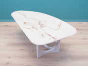 Coffee_table_in_Danish_design_from_1970s