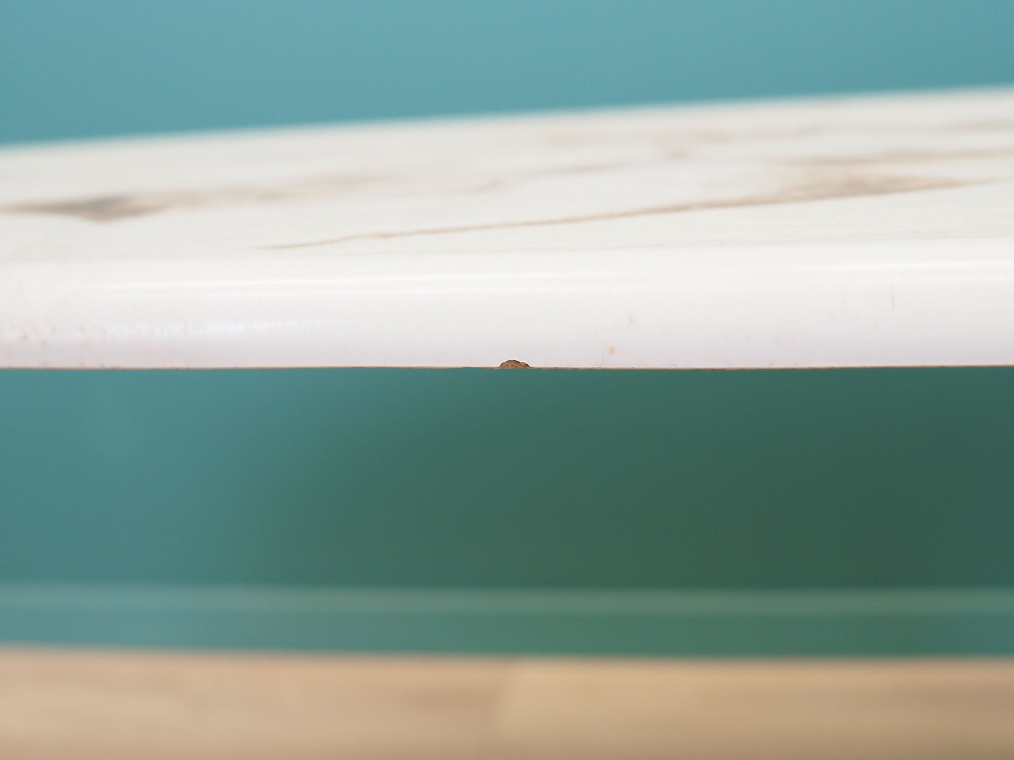 Coffee_table_in_Danish_design_from_1970s