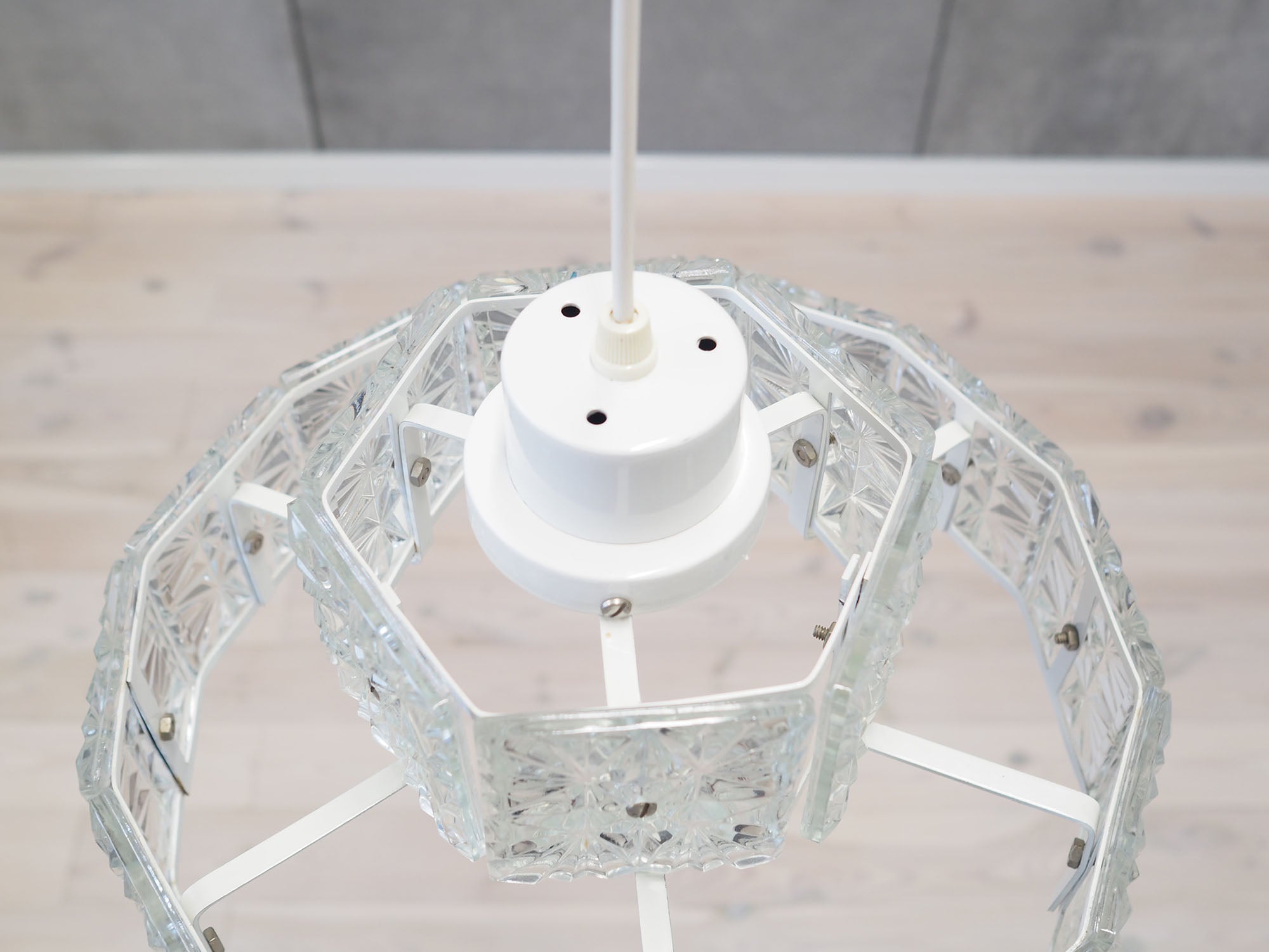 Danish_Glass_Pendant_Lamp_1970s