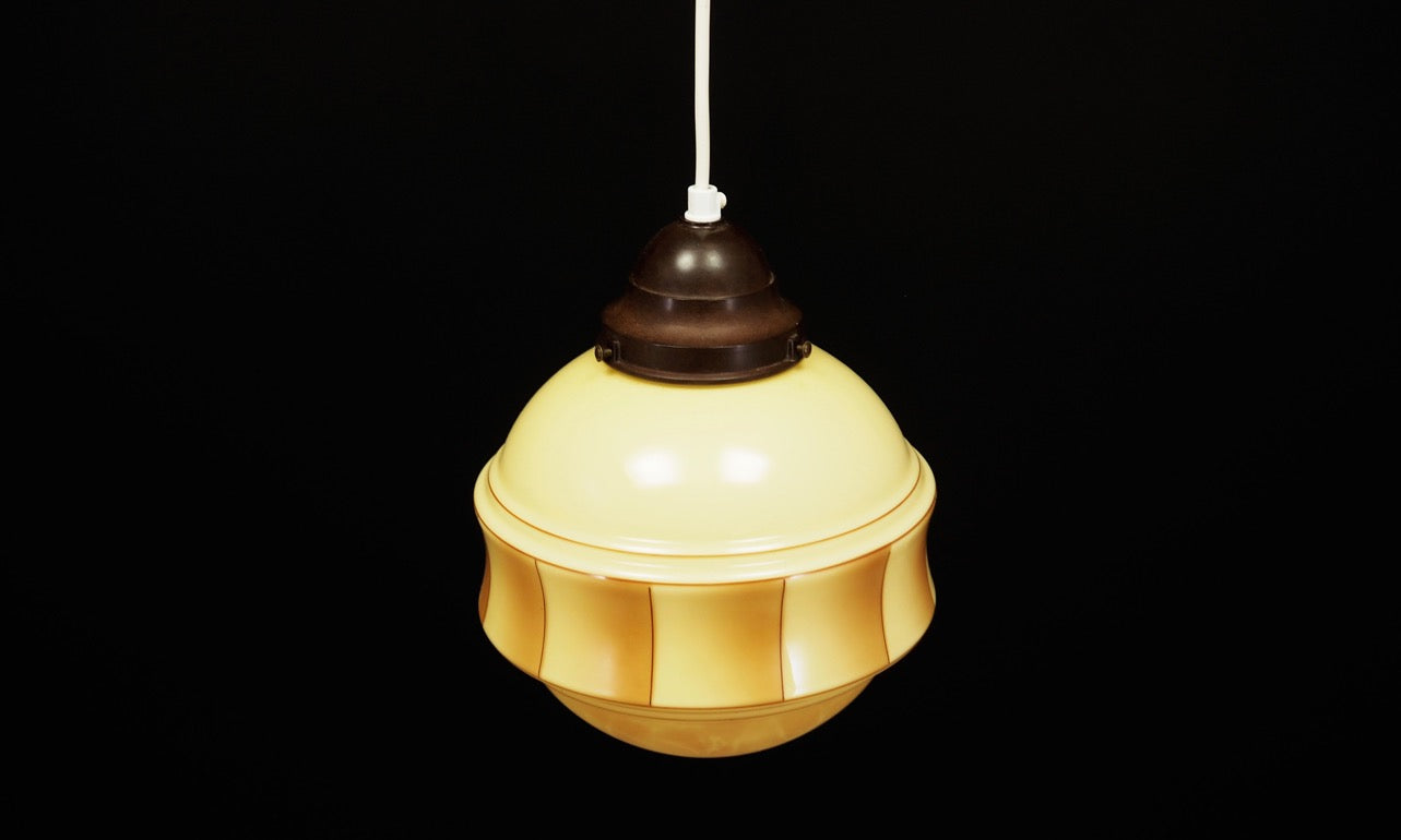 Danish_Glass_Pendant_Lamp_from_1970s_Denmark