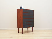 Danish_Teak_chest_of_drawers_1970s_production_Denmark