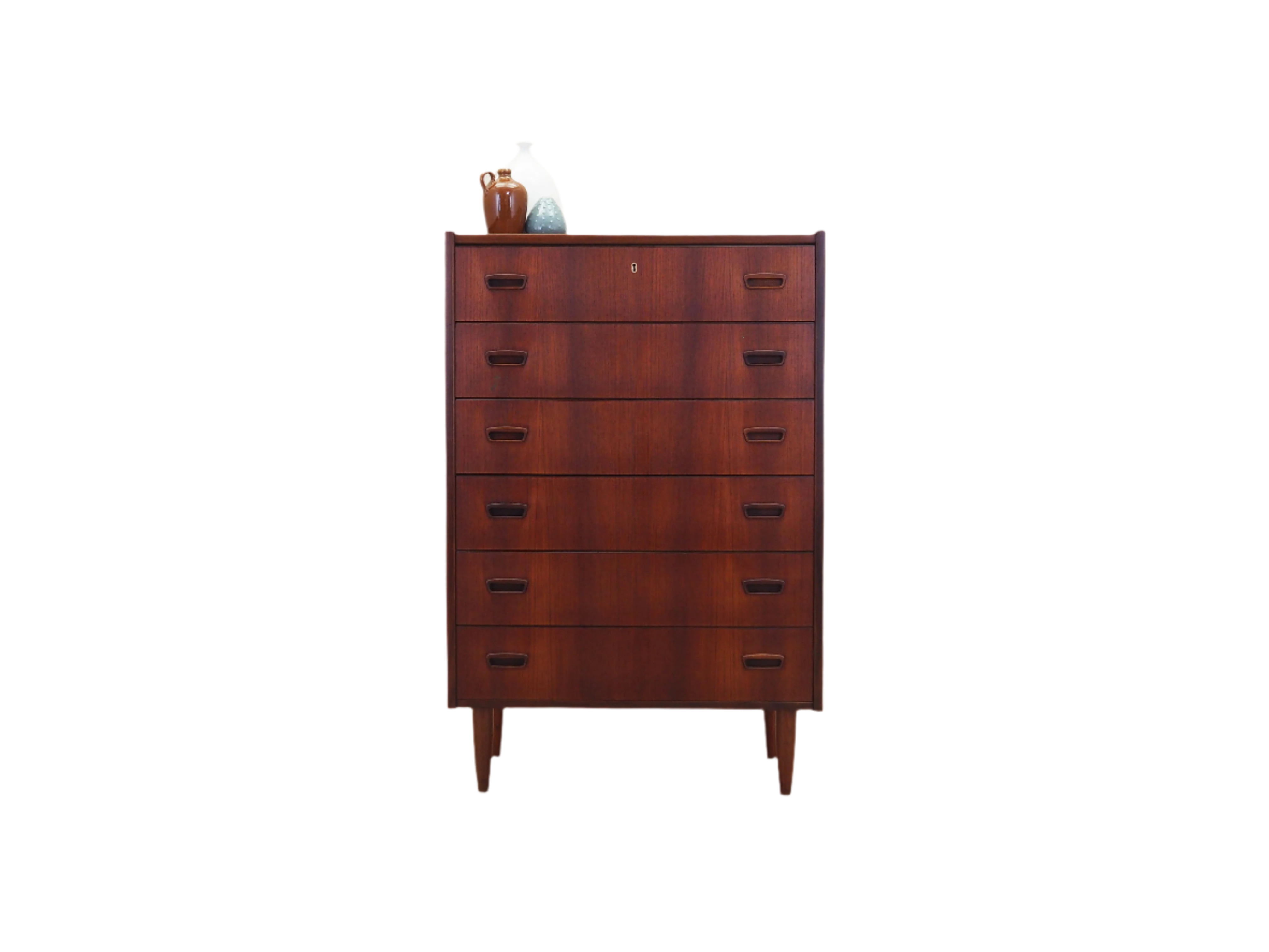Danish_Teak_chest_of_drawers_from_1970s