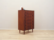 Danish_Teak_chest_of_drawers_from_1970s