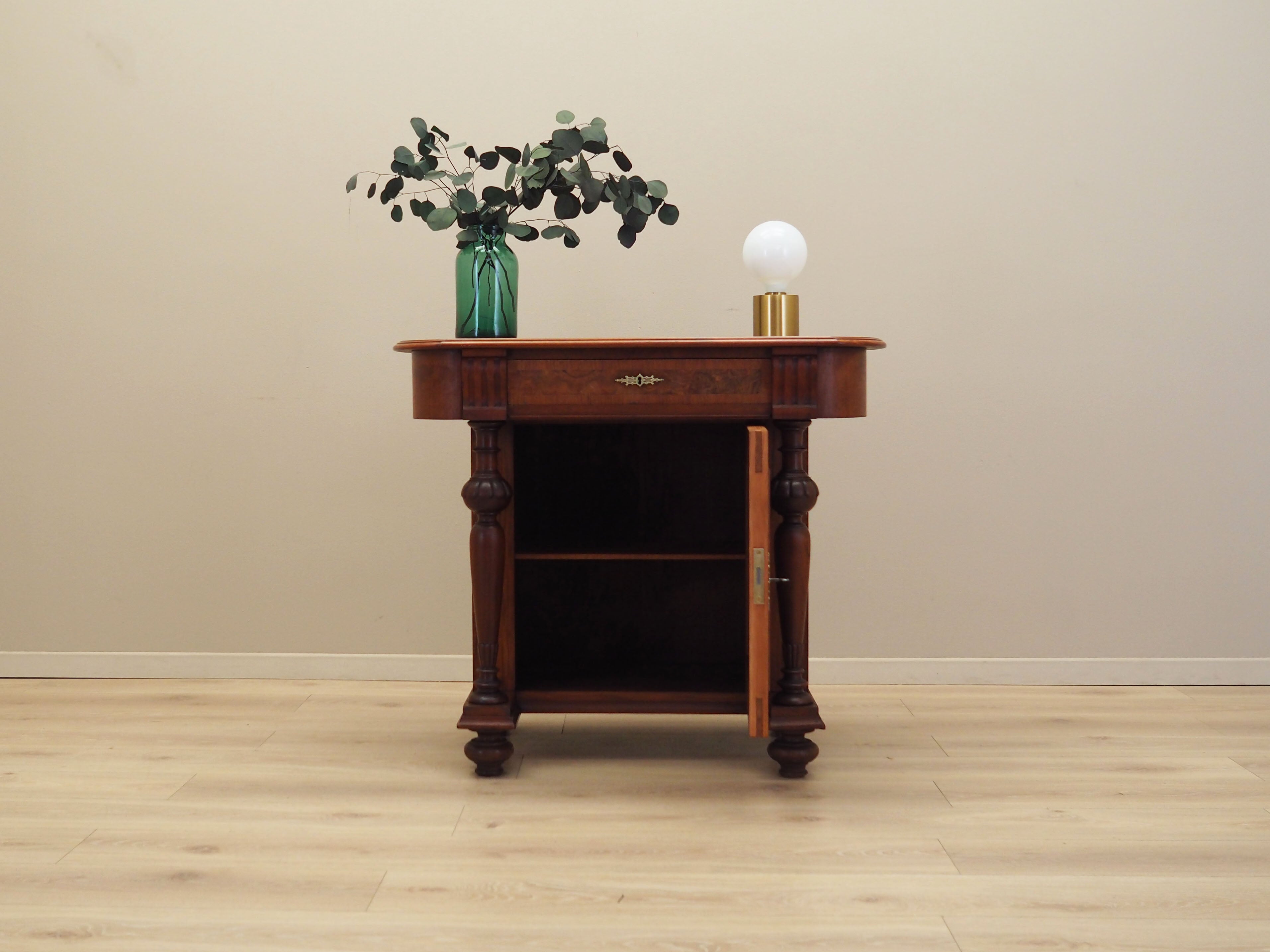 Dresser_Italian_design_1960s_production_Italy