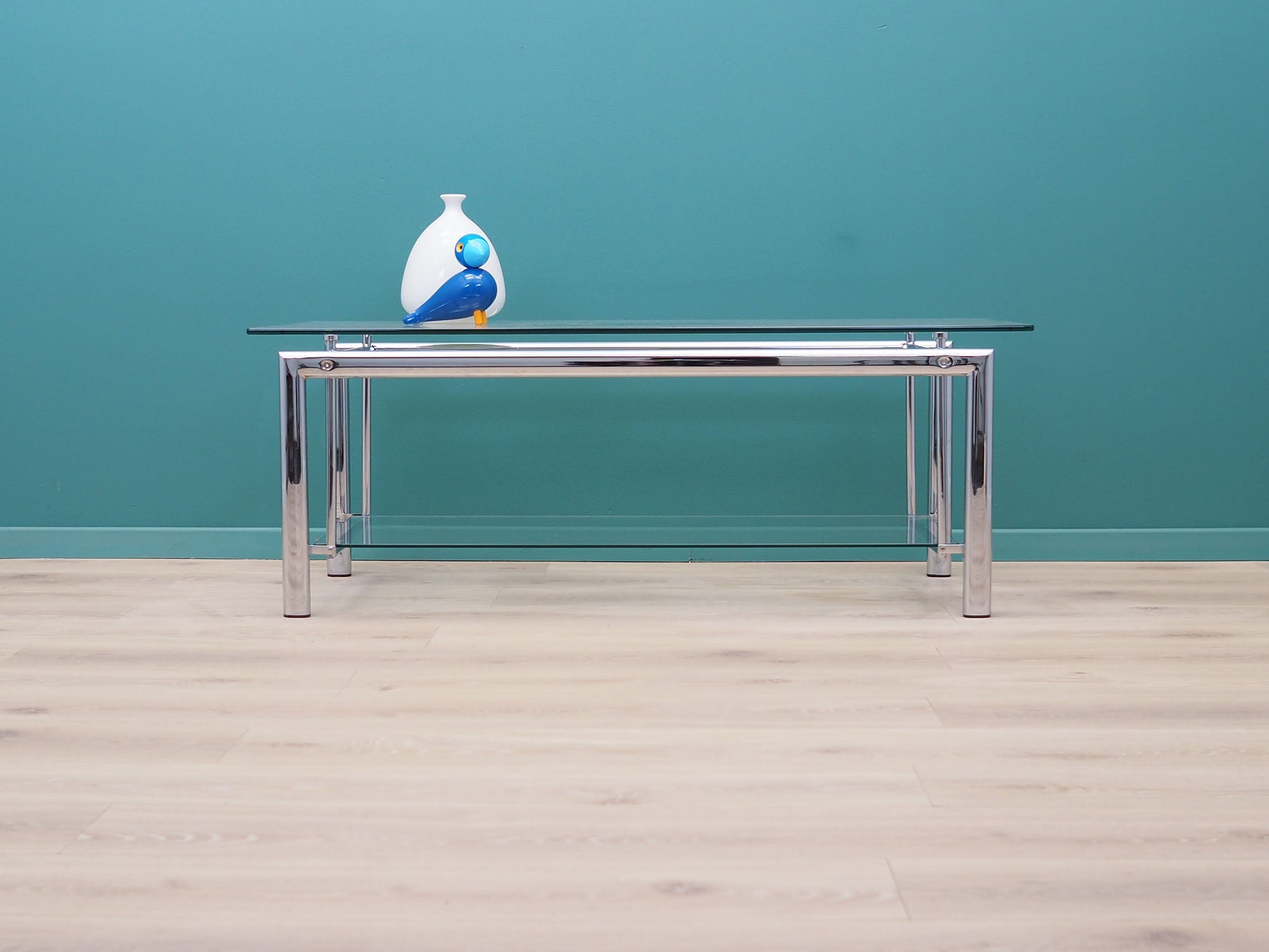 Glass_coffee_table_Danish_design_1970s