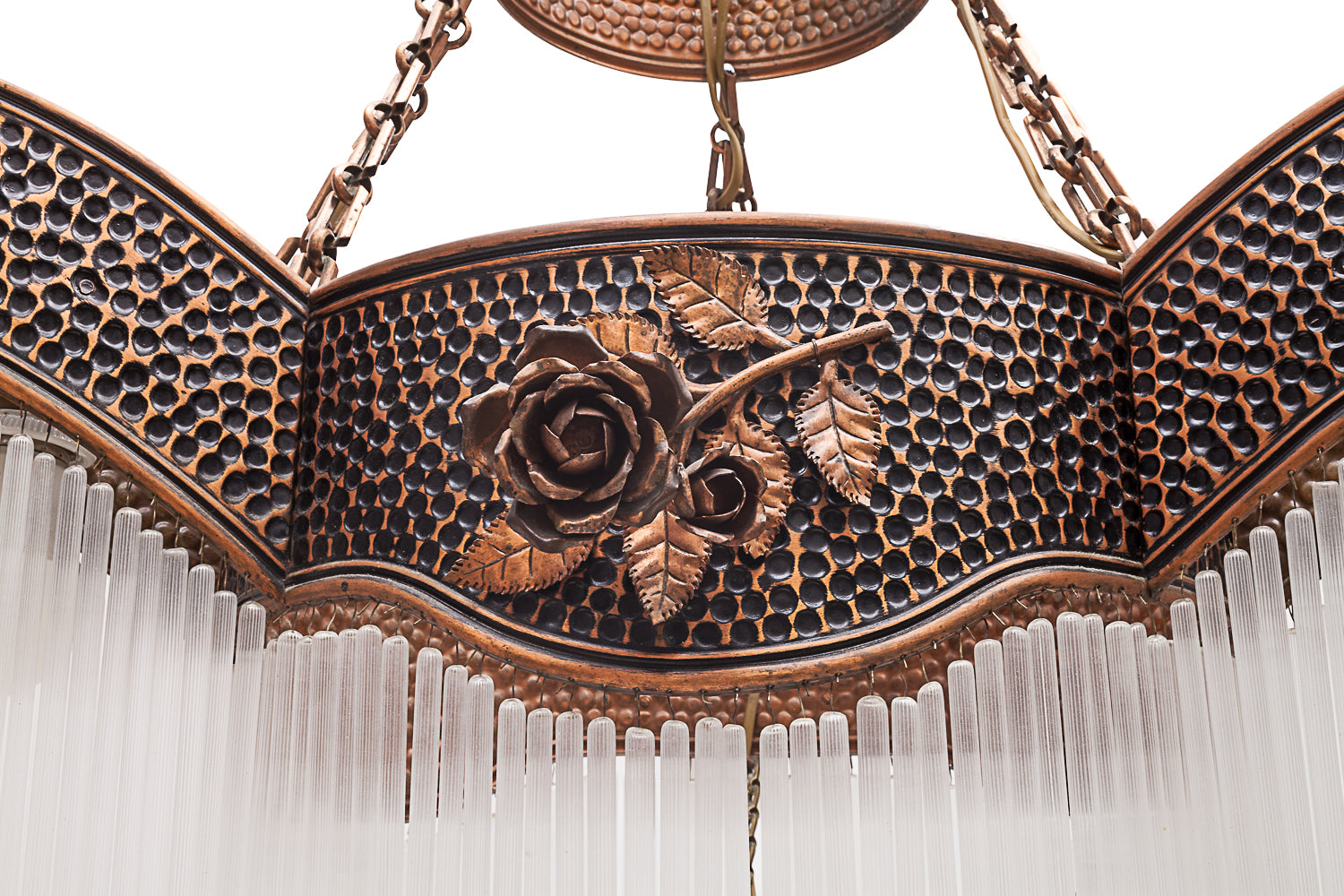 Grand_lustre_Art_Deco_chandelier