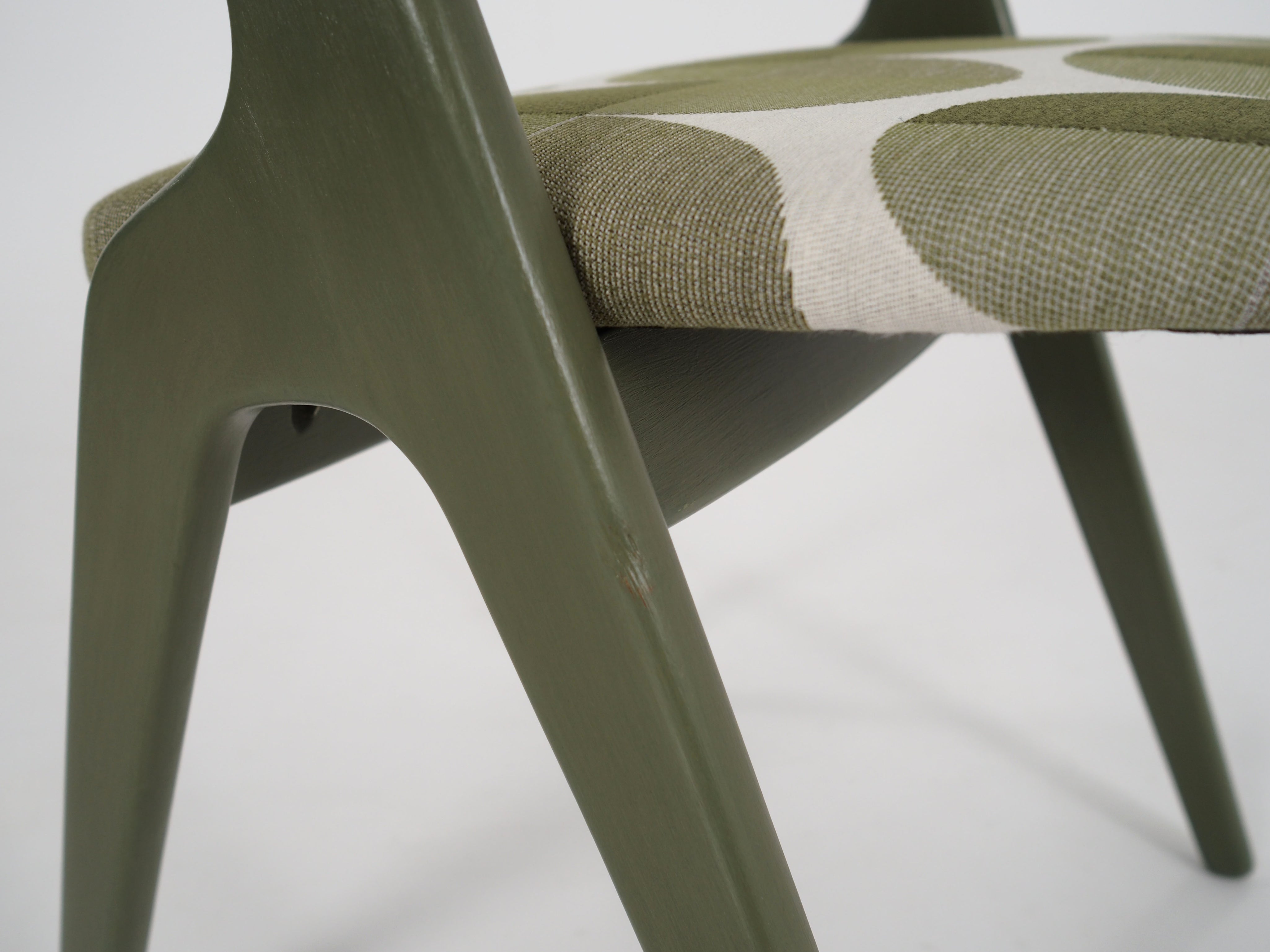 Green_chair_Danish_design_1970s_production_Denmark