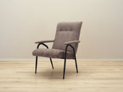 Grey_armchair_in_Italian_design_from_1970s