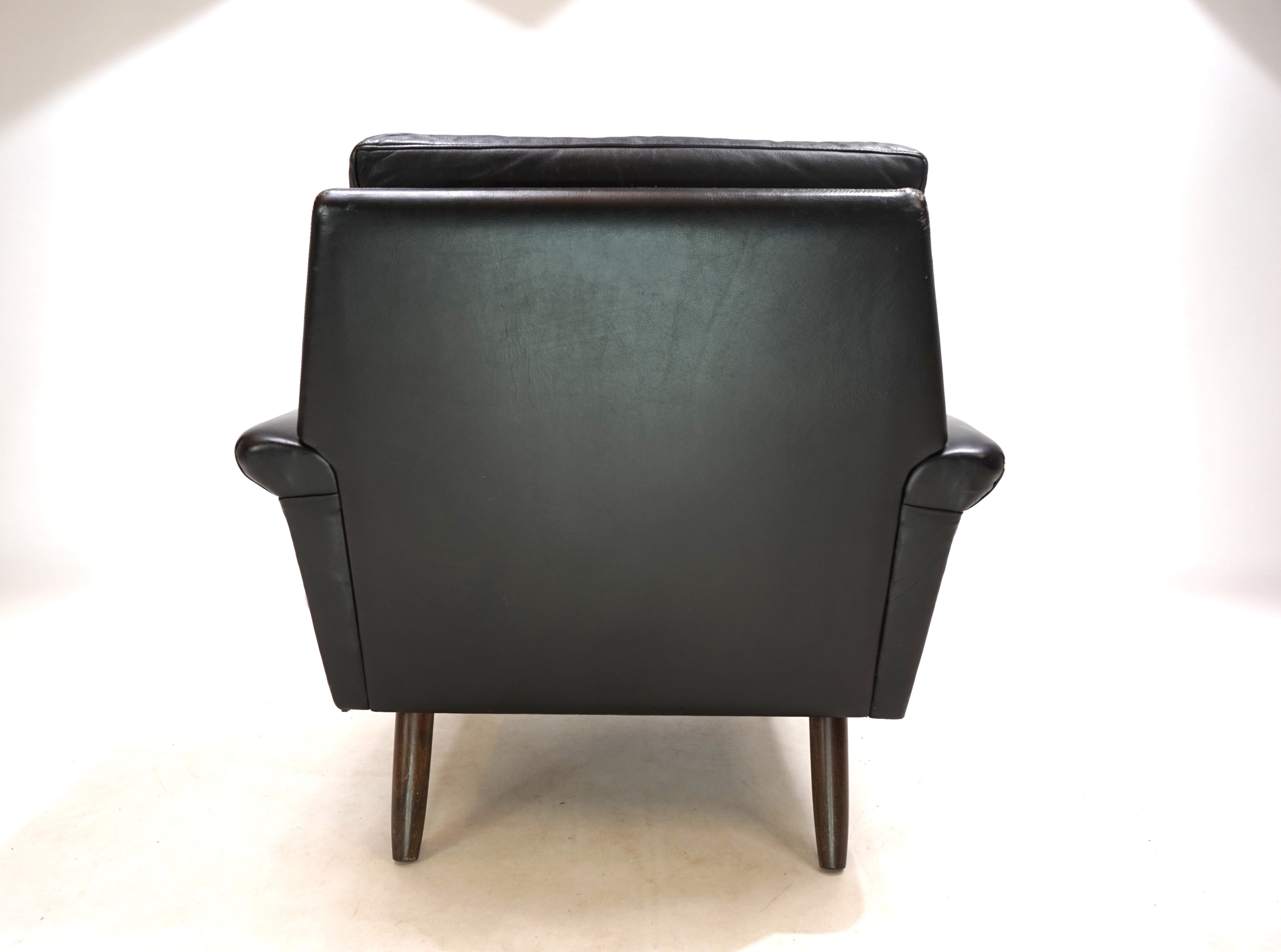 Gustav_Thams_leather_lounge_chair_from_1960